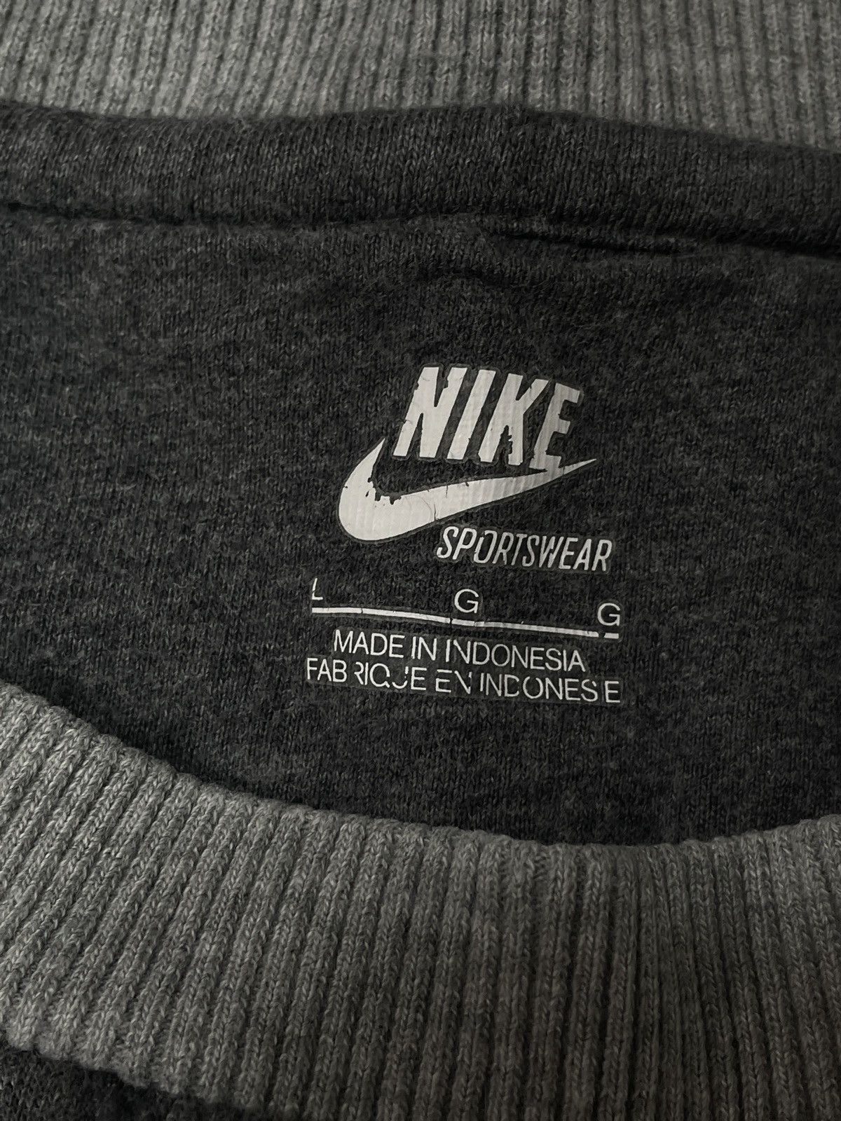 Nike 🔥Offers🔥Nike Vintage Y2K Sweatshirt Swoosh Rare Boxy Fit Size US M / EU 48-50 / 2 - 4 Thumbnail