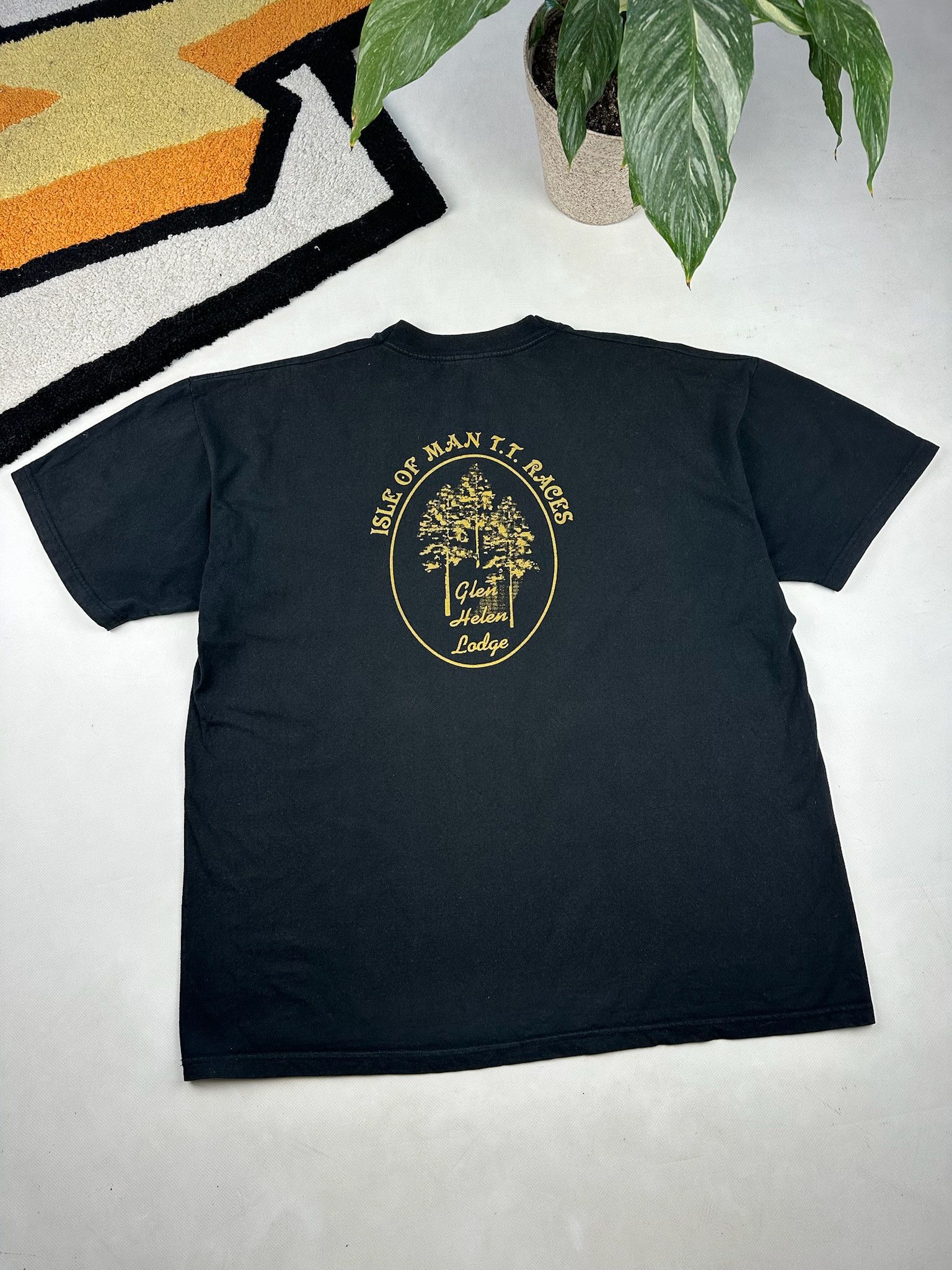 Hanes Isle of Man vintage t shirt moto racing tee Size US XL / EU 56 / 4 - 4 Thumbnail