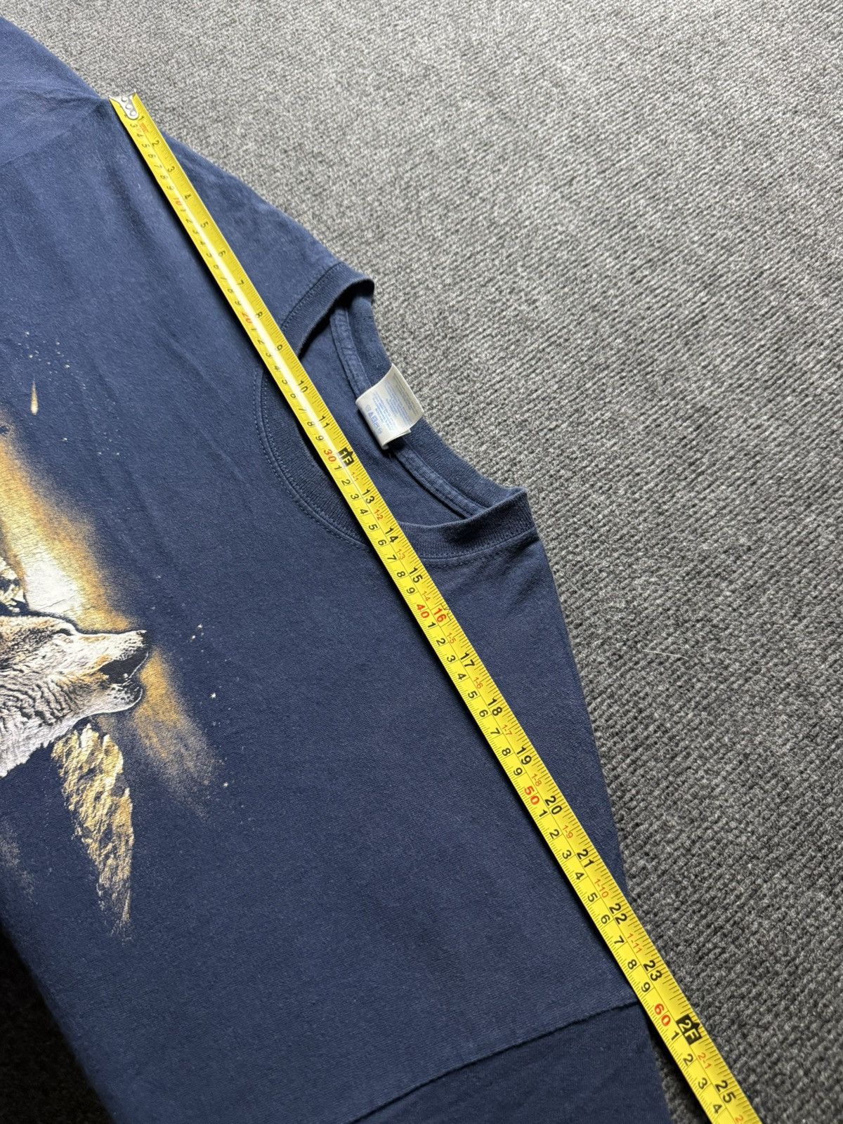 Vintage 00s Retro USA Alaska Wolf Graphic T Shirt Nature Outdoor Tee Size US XL / EU 56 / 4 - 19 Thumbnail