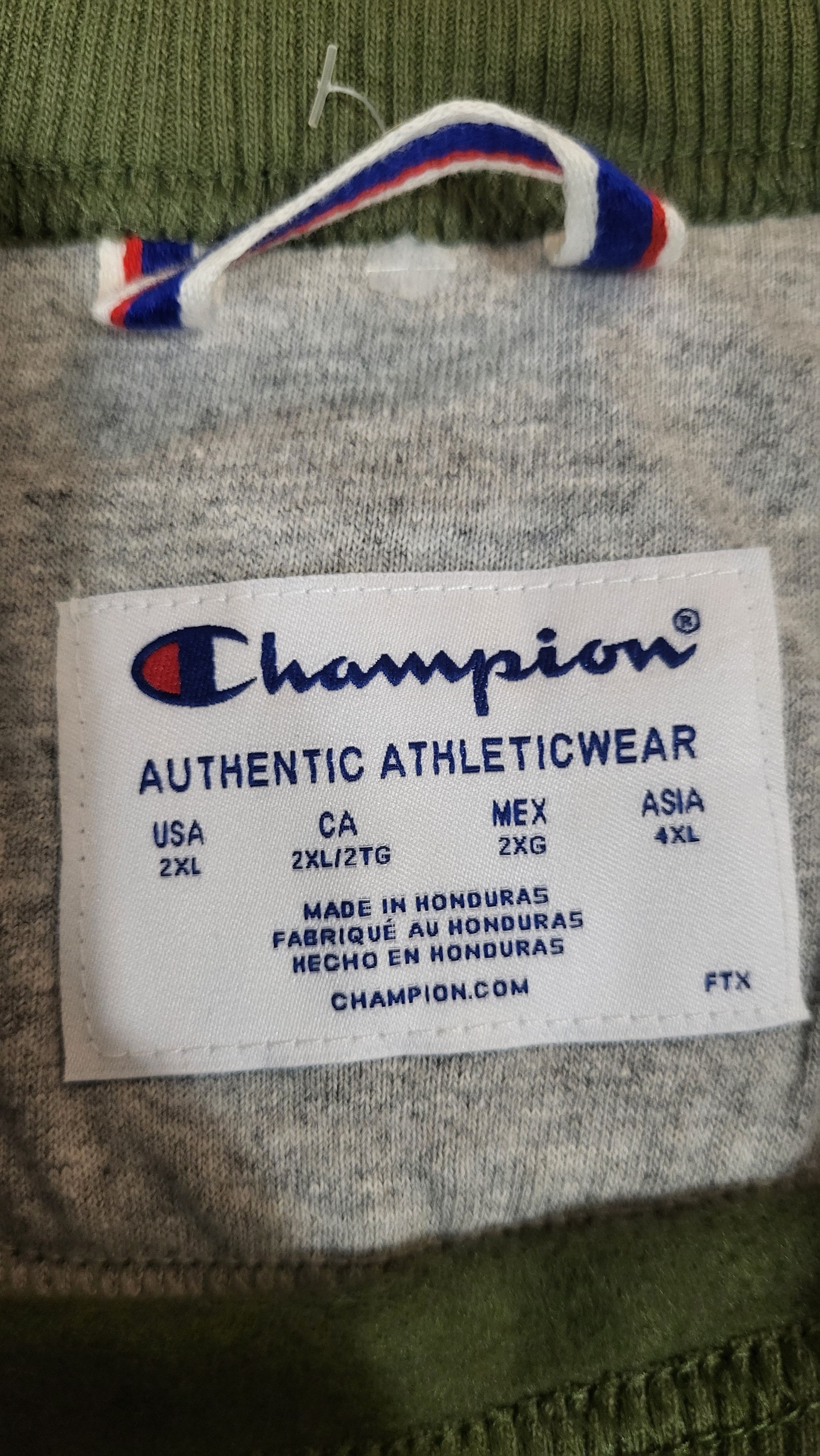 Champion Champion Green Crewneck Size US XXL / EU 58 / 5 - 2 Thumbnail