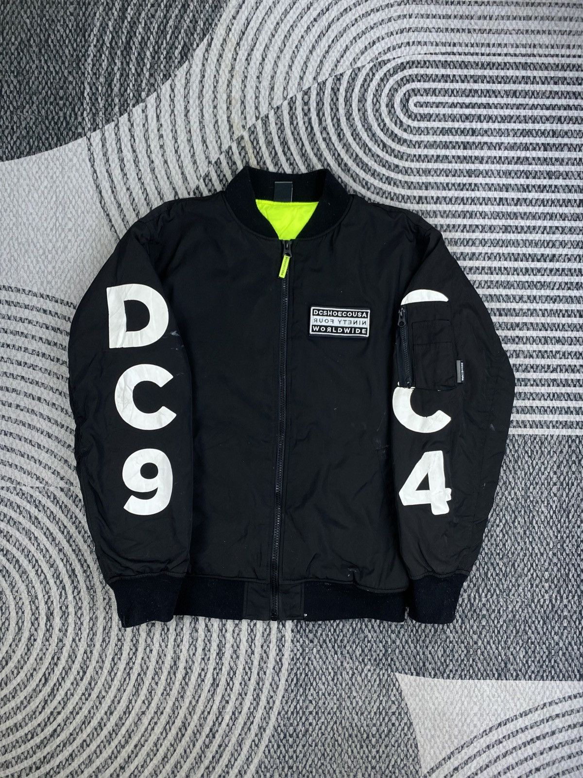 DC Vintage Dcshoecousa Neon Green Liner Zip-Up Bomber Jacket Size US XL / EU 56 / 4 - 3 Thumbnail