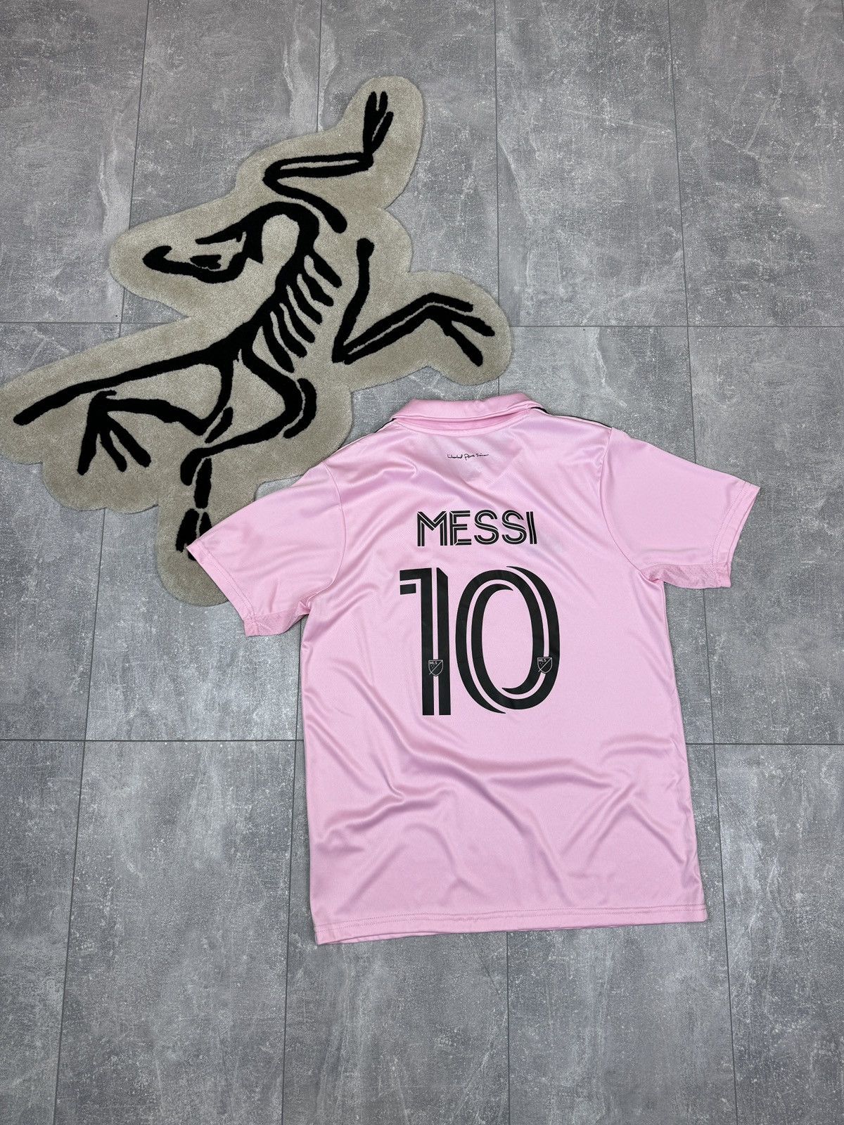 Other Mens Vintage Adidas Inter Miami Messi 10 T-shirt jersey Size US S / EU 44-46 / 1 - 1 Thumbnail