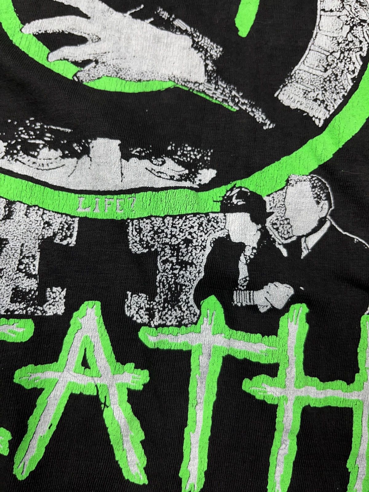Band Tees Vintage 90s Napalm Death Life? T-shirt Carcass Nasum Brutal Size US XL / EU 56 / 4 - 9 Thumbnail