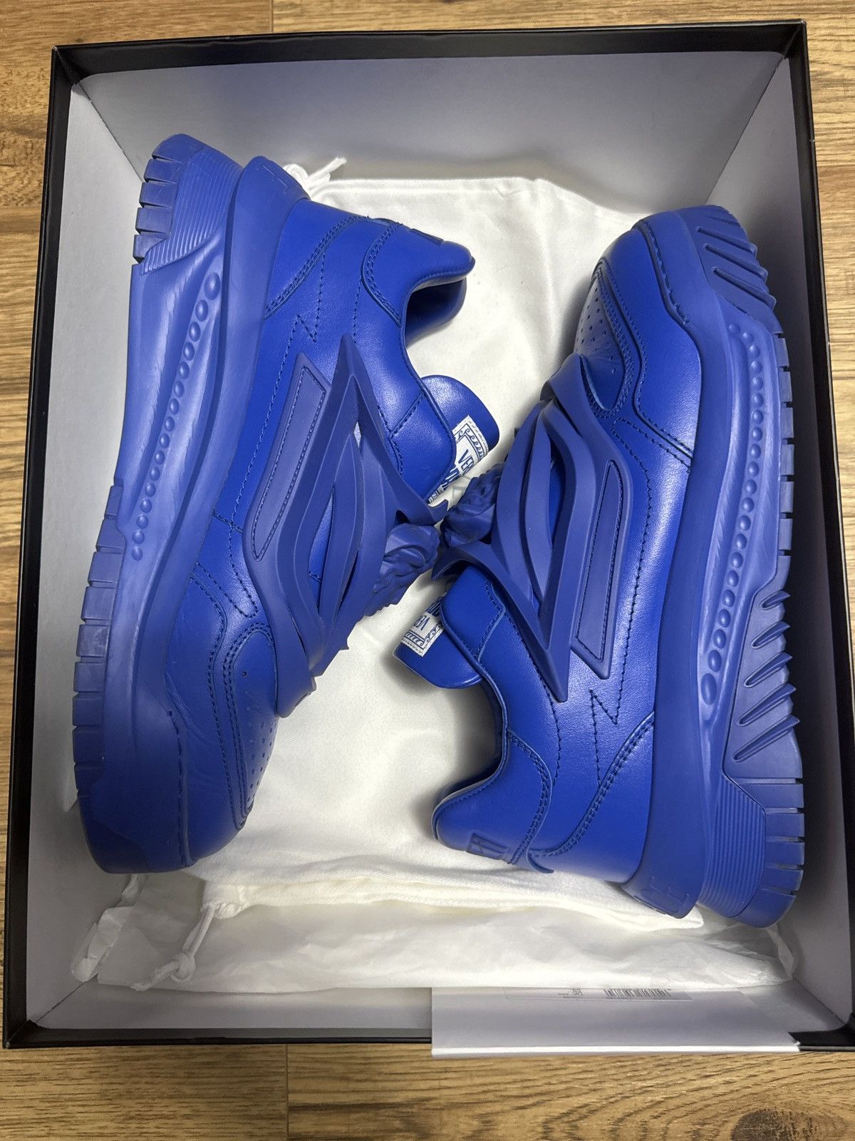 Versace Versace Oddisea Sneakers Size US 10 / EU 43 - 1 Thumbnail