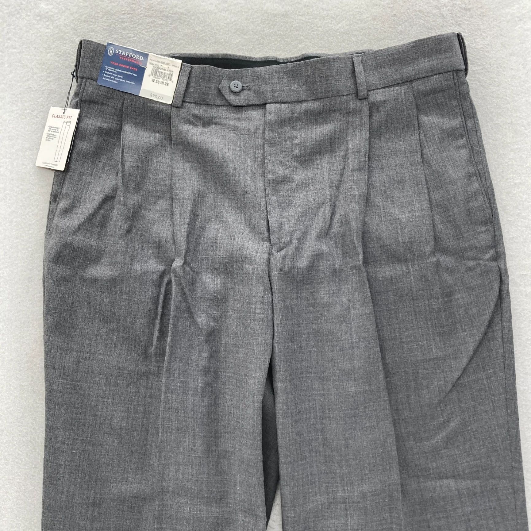 Stafford VINTAGE Stafford Performance Dress Pants Mens 38x27 Charcoal Gray Wool Pleated Business Size US 38 / EU 54 - 2 Thumbnail