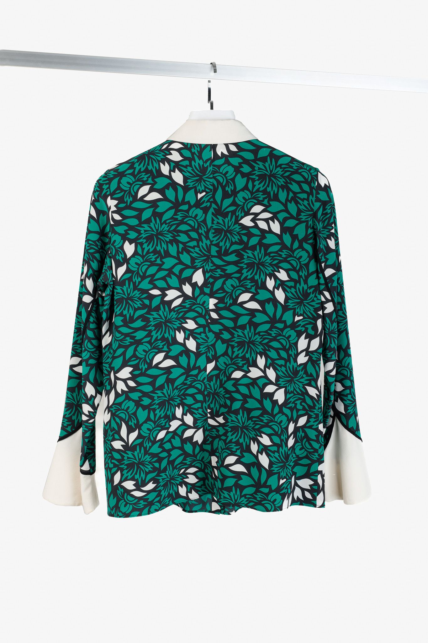 DOROTHEE SCHUMACHER Dorothee Schumacher Botanical Silk Collar & Cuff Blouse Size S / US 4 / IT 40 - 2 Thumbnail
