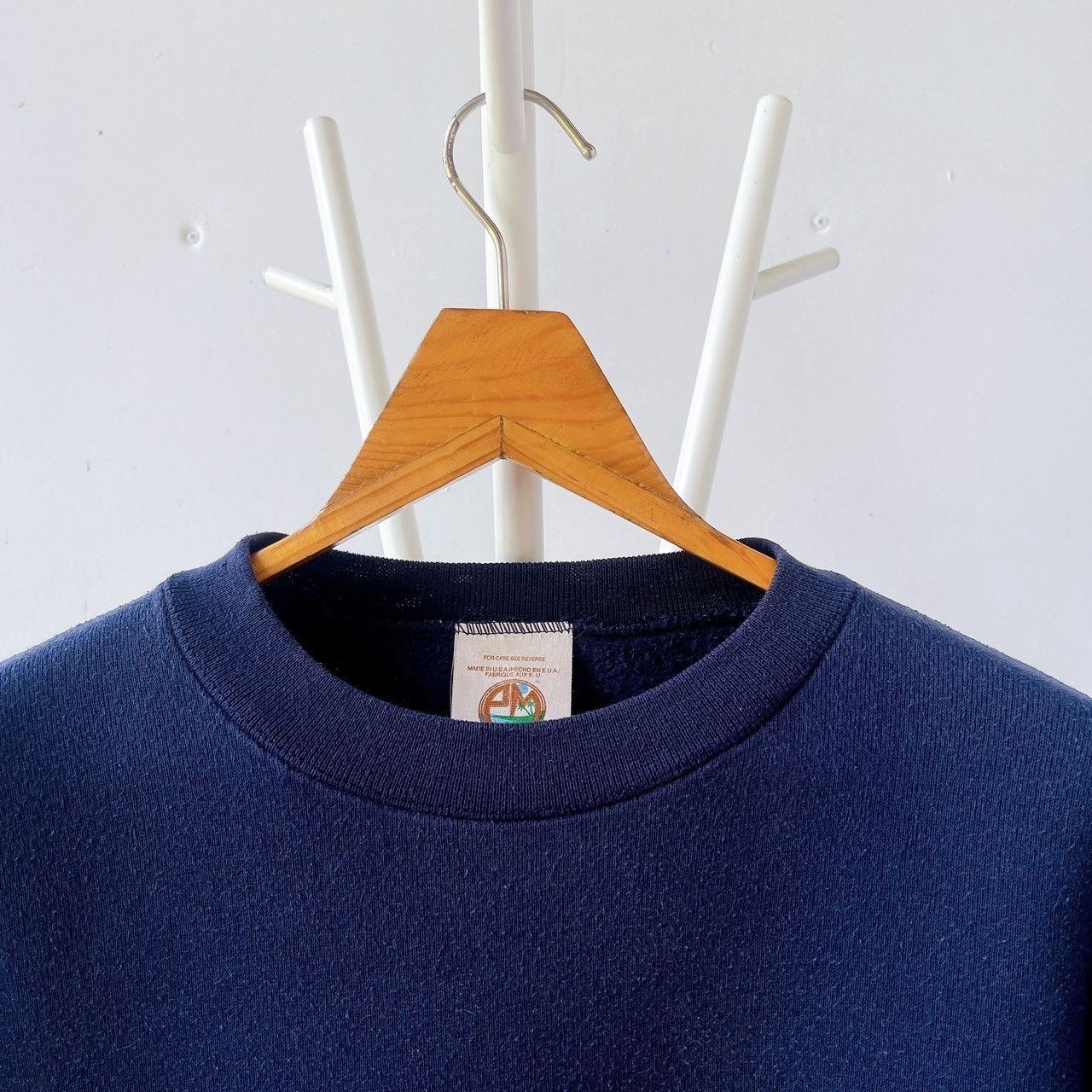 Vintage 90s University of Notre Dame Fighting Irish sweatshirt/ L Size US L / EU 52-54 / 3 - 2 Thumbnail