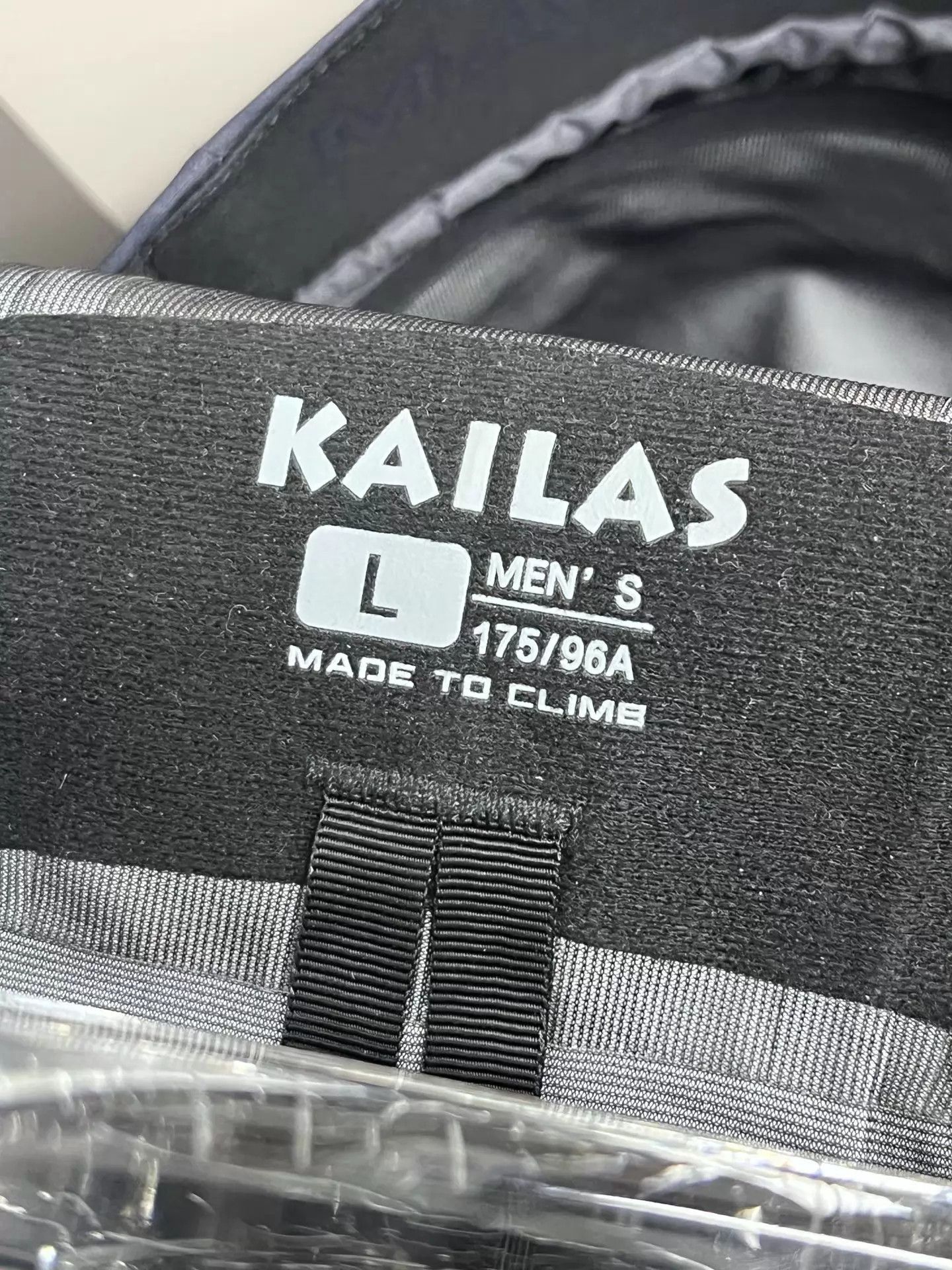 Other KAILAS Outdoor Hard Shell Jacket L Size Size US L / EU 52-54 / 3 - 3 Thumbnail