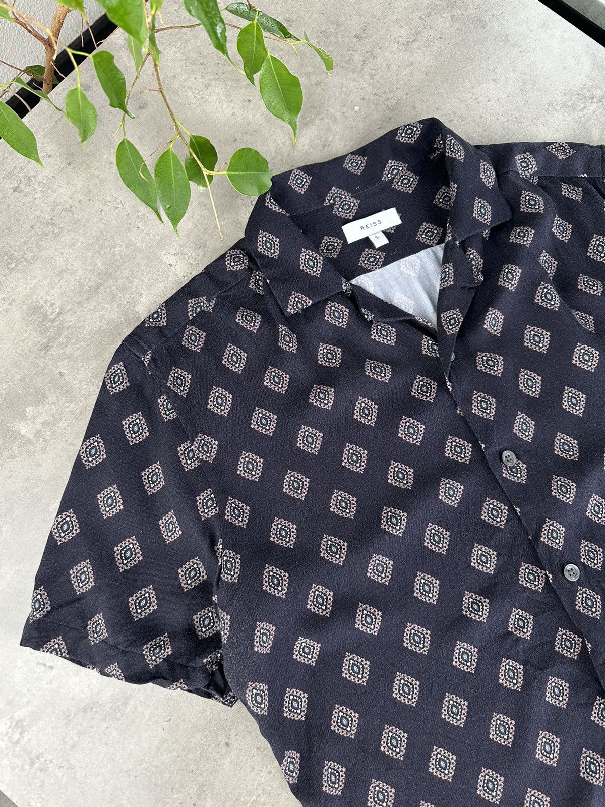 Reiss Reiss Shirt Short Sleeve Size US S / EU 44-46 / 1 - 3 Thumbnail