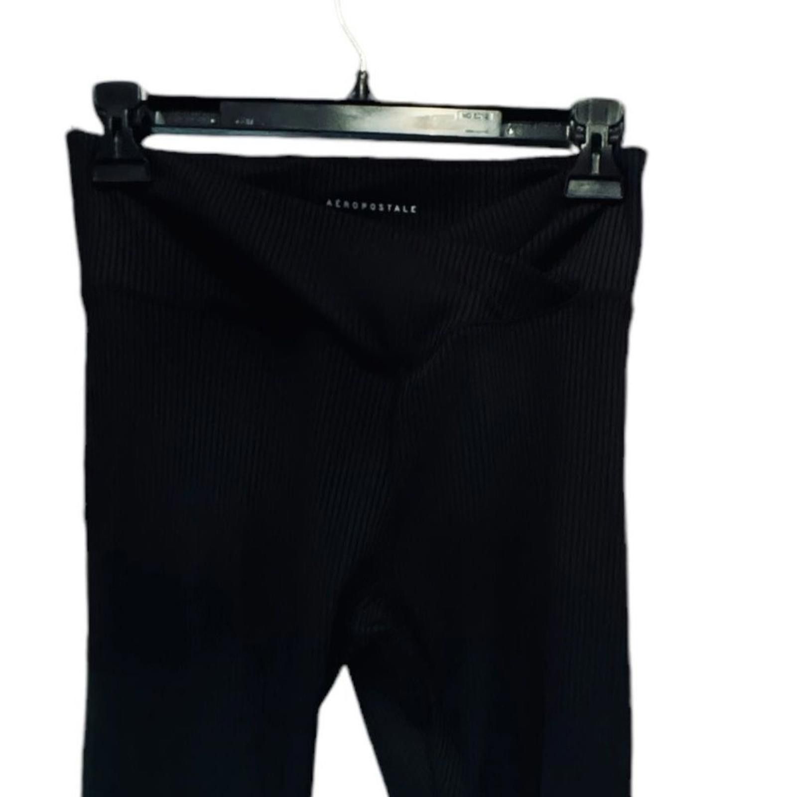 Aeropostale NWOT. Aeropostale. High-Rise Perfect Leggings. Size Medium. Size 32" / US 10 / IT 46 - 7 Thumbnail