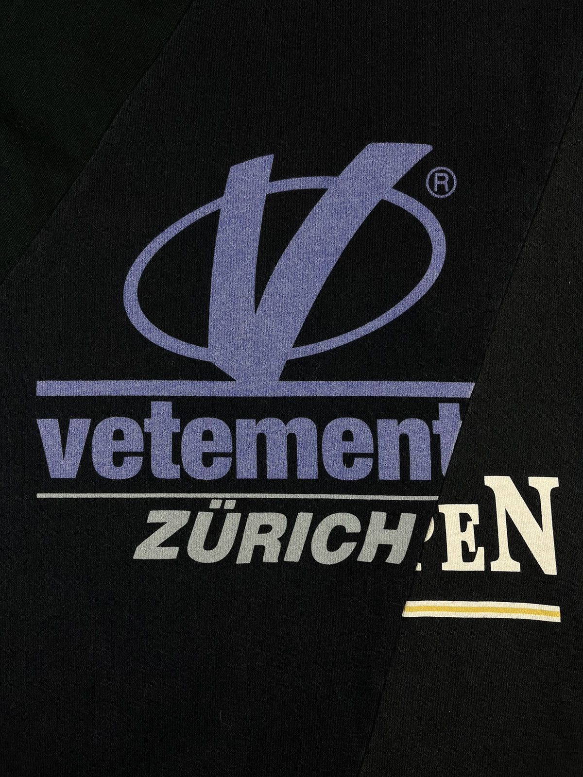 Vetements SS18 Vetements Zurich Antwerp Deconstructed Split Tshirt Size US L / EU 52-54 / 3 - 3 Thumbnail