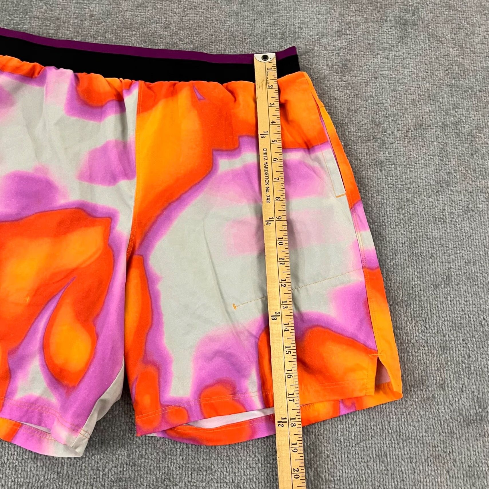 Fabletics FABLETICS Shorts Mens Large x 7" Lined Multicolor Colorful Gym Training Workout Size US 33 - 5 Thumbnail