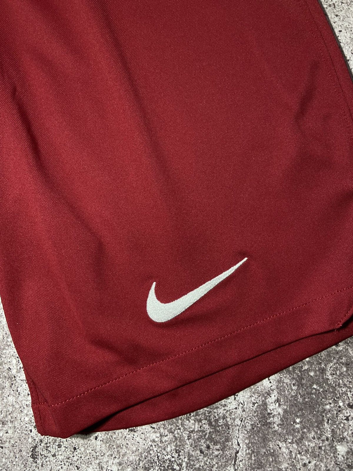 Nike 💥Liverpool 2022 football jersey Nike set t-shirt‼️ Size US M / EU 48-50 / 2 - 12 Thumbnail