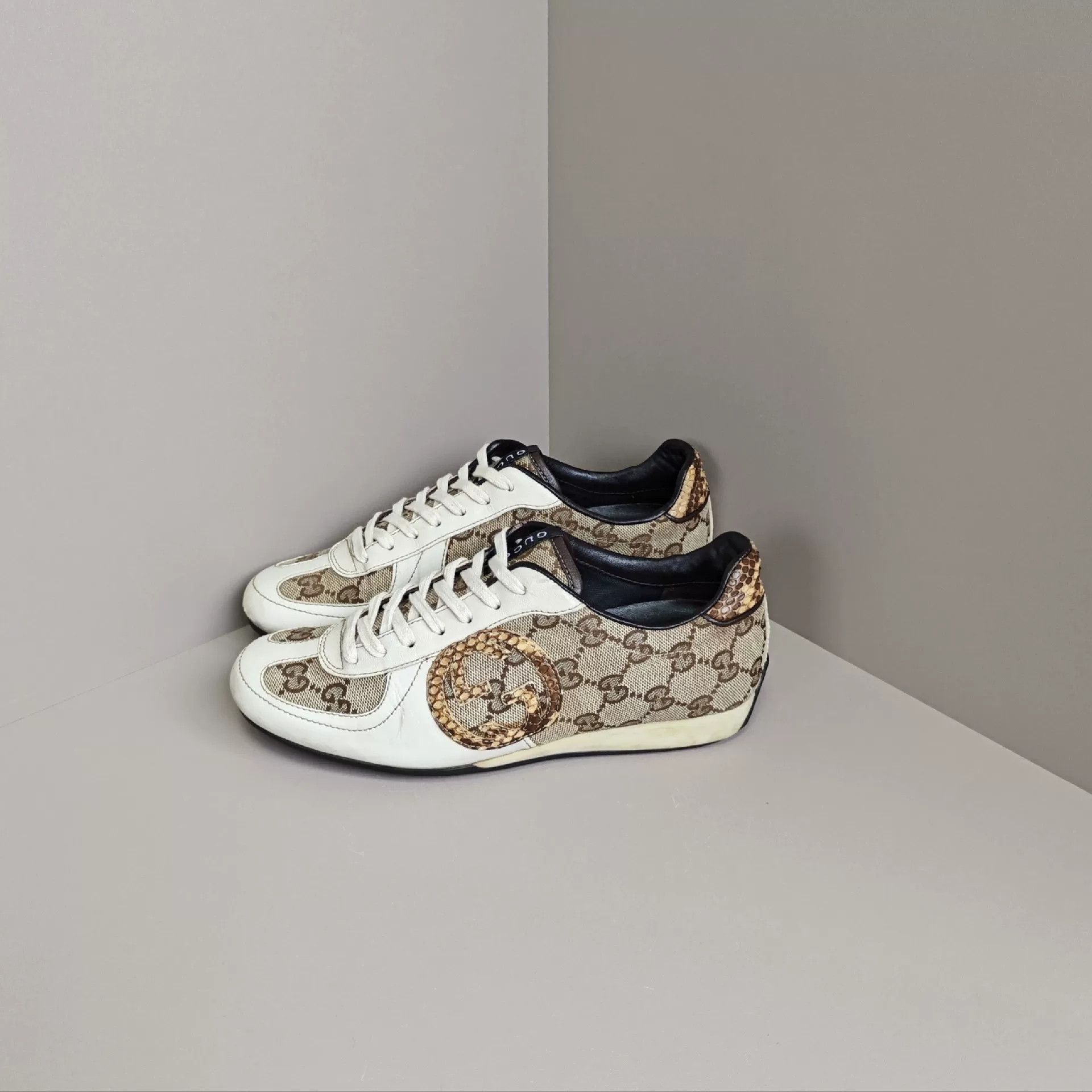 Gucci Gucci Lowtop Sneakers it_34-5 Women Size US 4.5 / IT 34.5 - 1 Thumbnail