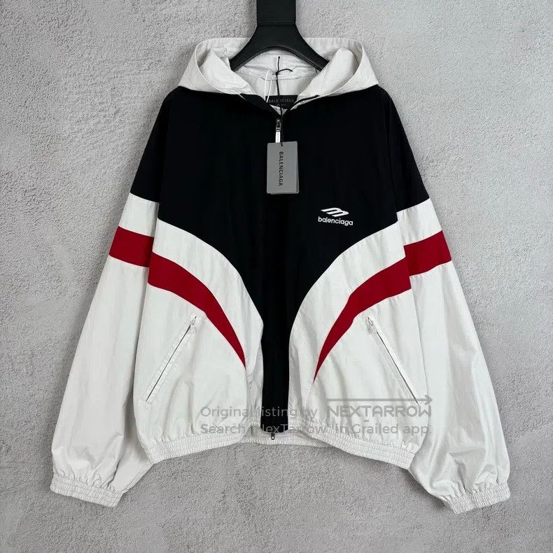Balenciaga Balenciaga Color Blocked Logo Printed Hooded Long Sleeve J Size US L / EU 52-54 / 3 - 1 Thumbnail