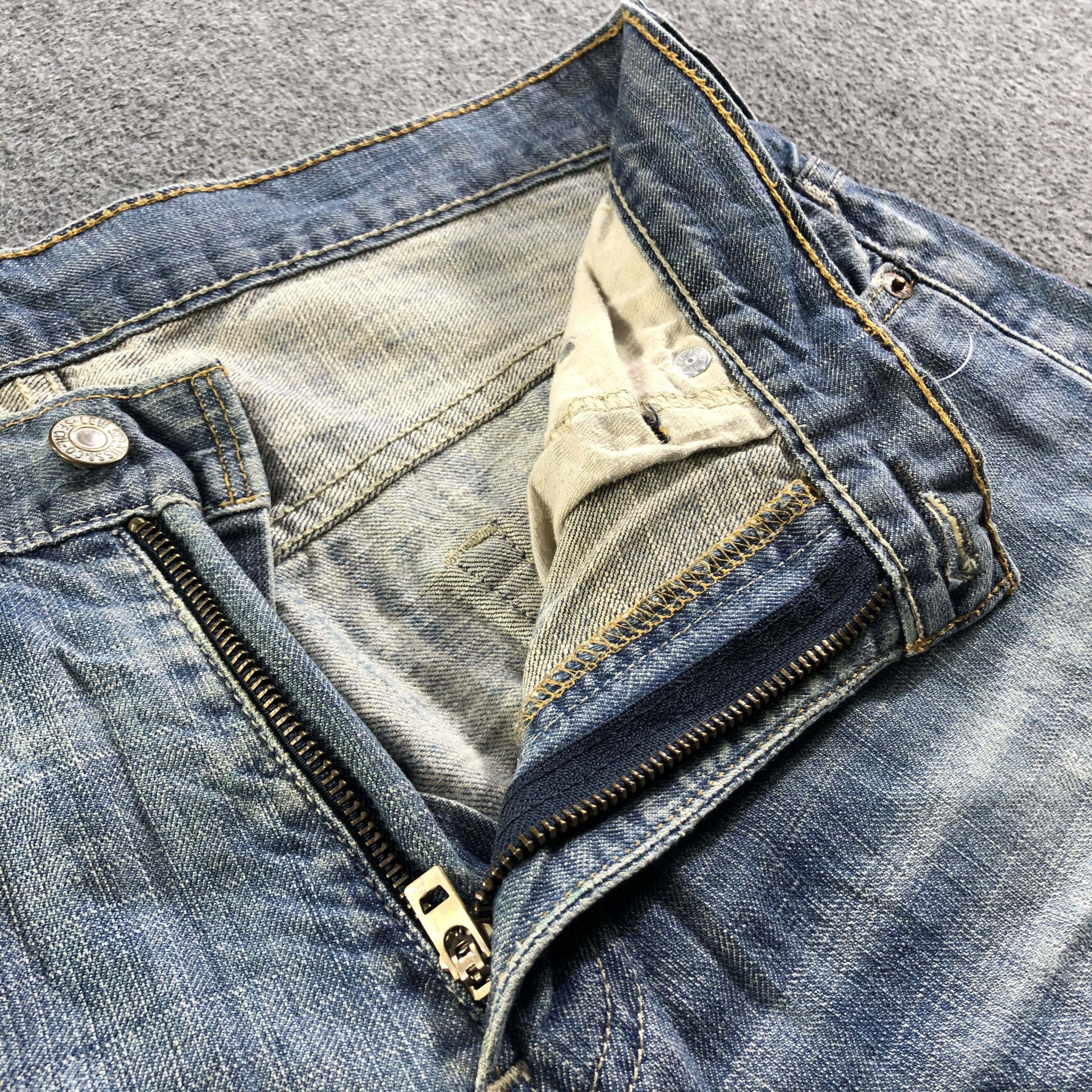 Levi's Vintage Levis 569 Jeans-J3507 Size US 34 / EU 50 - 8 Thumbnail