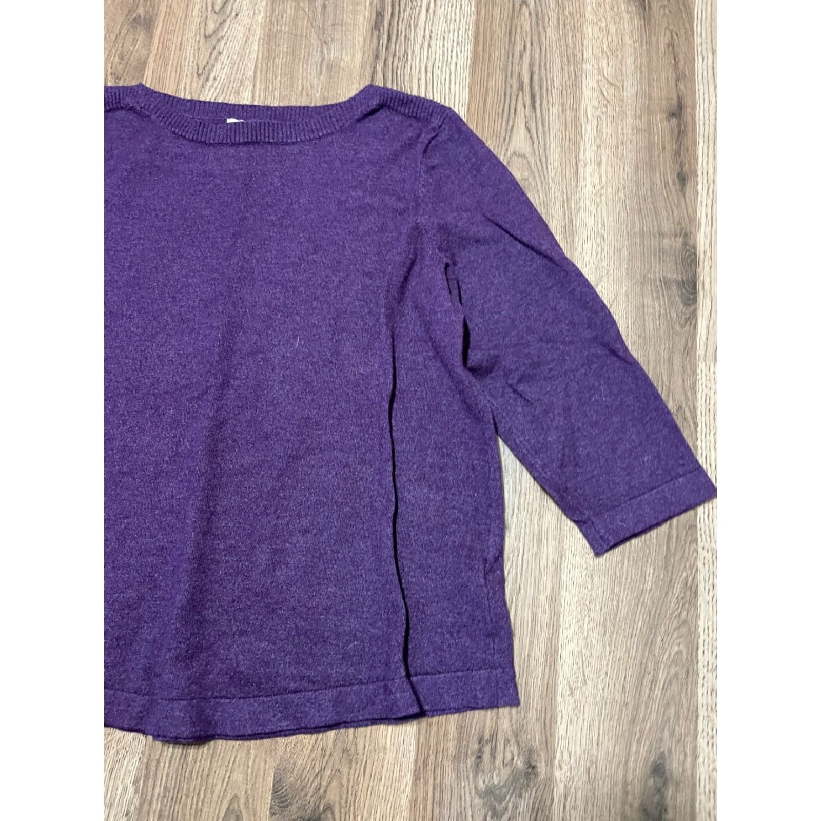 Croft & Barrow Croft & Barrow Sweater Women's Size Large Purple Velvet 3/4 Sleeve Pullover Size L / US 10 / IT 46 - 4 Thumbnail