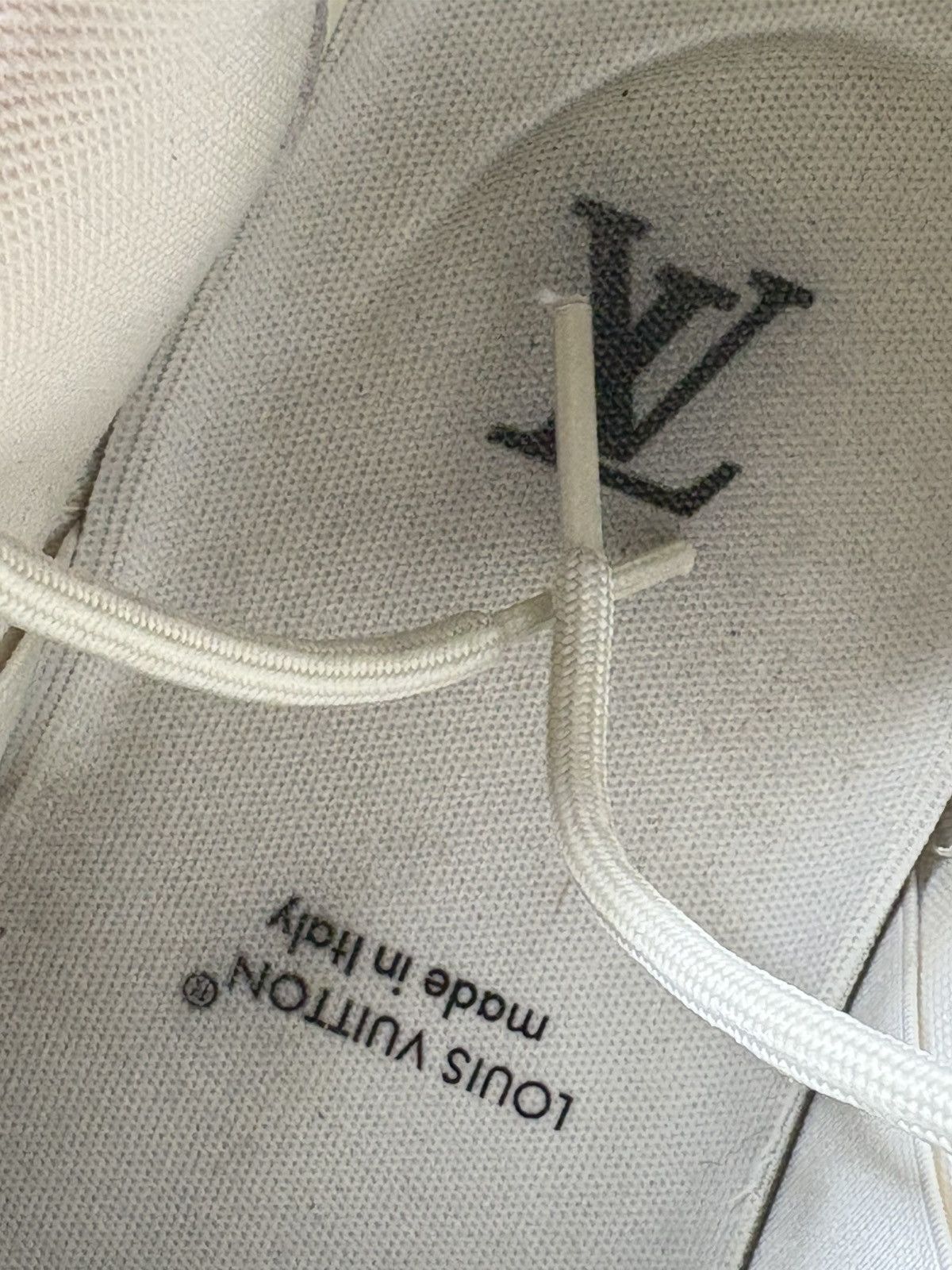 Louis Vuitton Louis Vuitton White Maxi Trainers - Size 9LV Size US 10.5 / EU 43-44 - 7 Thumbnail