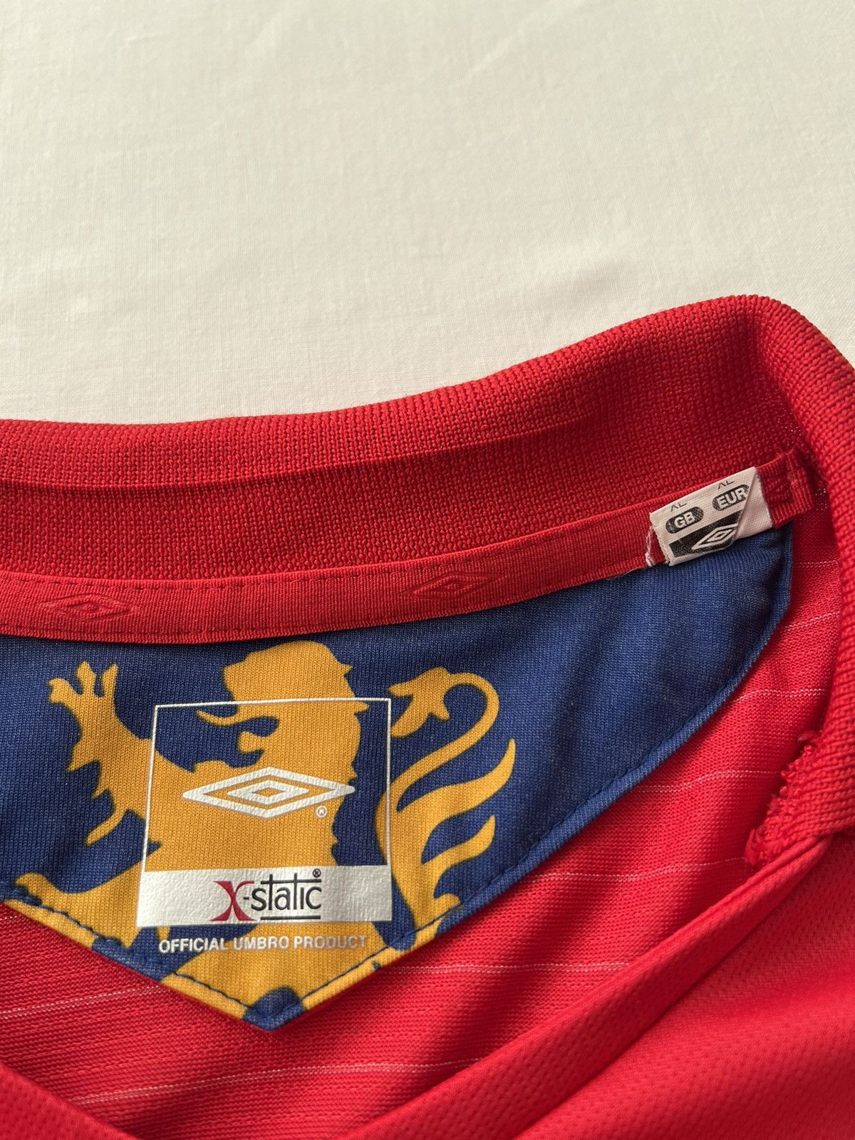 Umbro Olympique Lyonnais #4 Patrick Muller Umbro 2005 2006 Jersey Size US XL / EU 56 / 4 - 16 Thumbnail