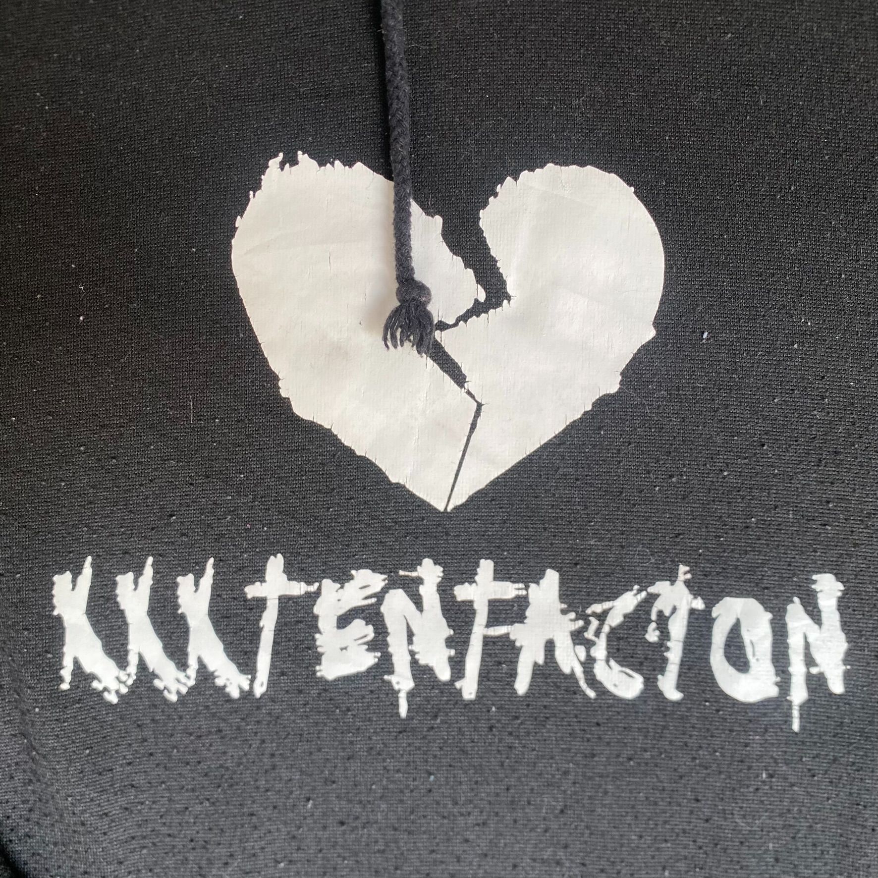 Rap Tees XXXTentacion Heart Logo Hoodie Emo Trap Rapper Sweatshirt Size US S / EU 44-46 / 1 - 3 Thumbnail