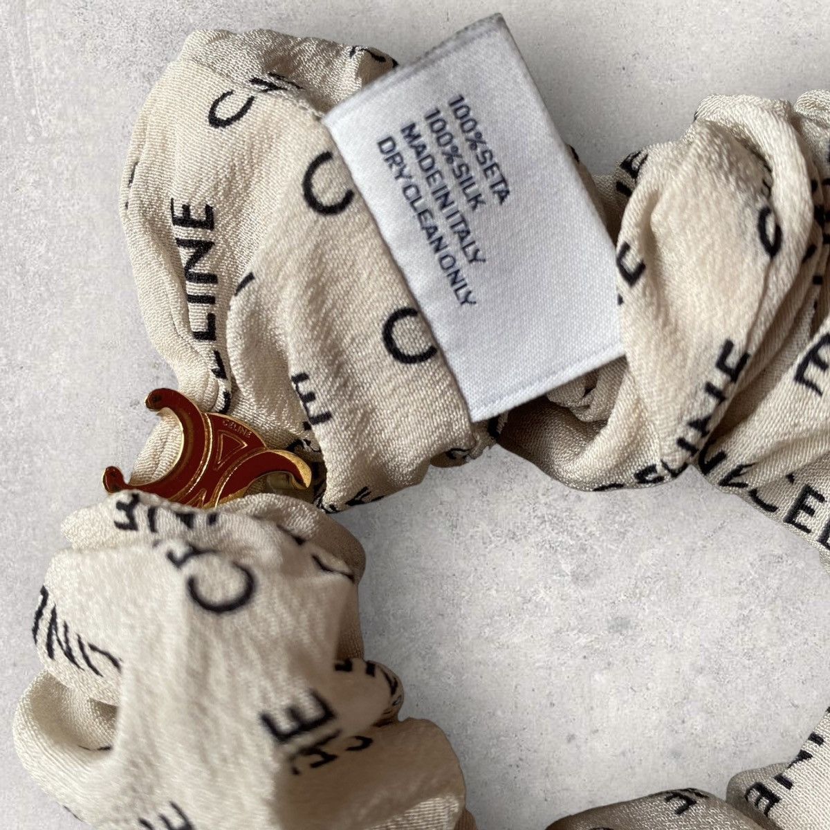Celine × Hedi Slimane Celine Triomphe Scrunchie Silk Ivory Size ONE SIZE - 4 Thumbnail