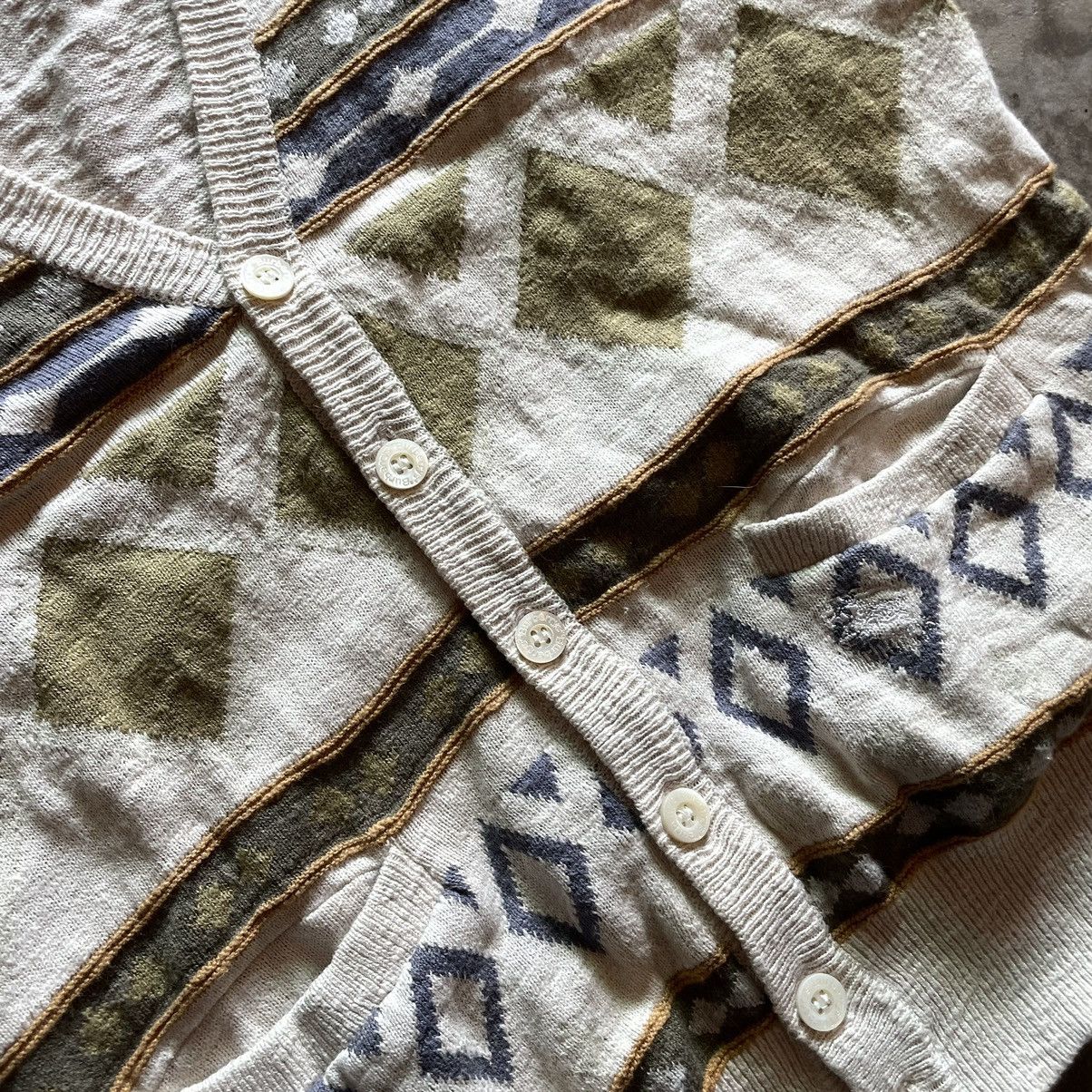 Burberry × Designer Beautiful Burberry Knitted Vest Size US M / EU 48-50 / 2 - 3 Thumbnail