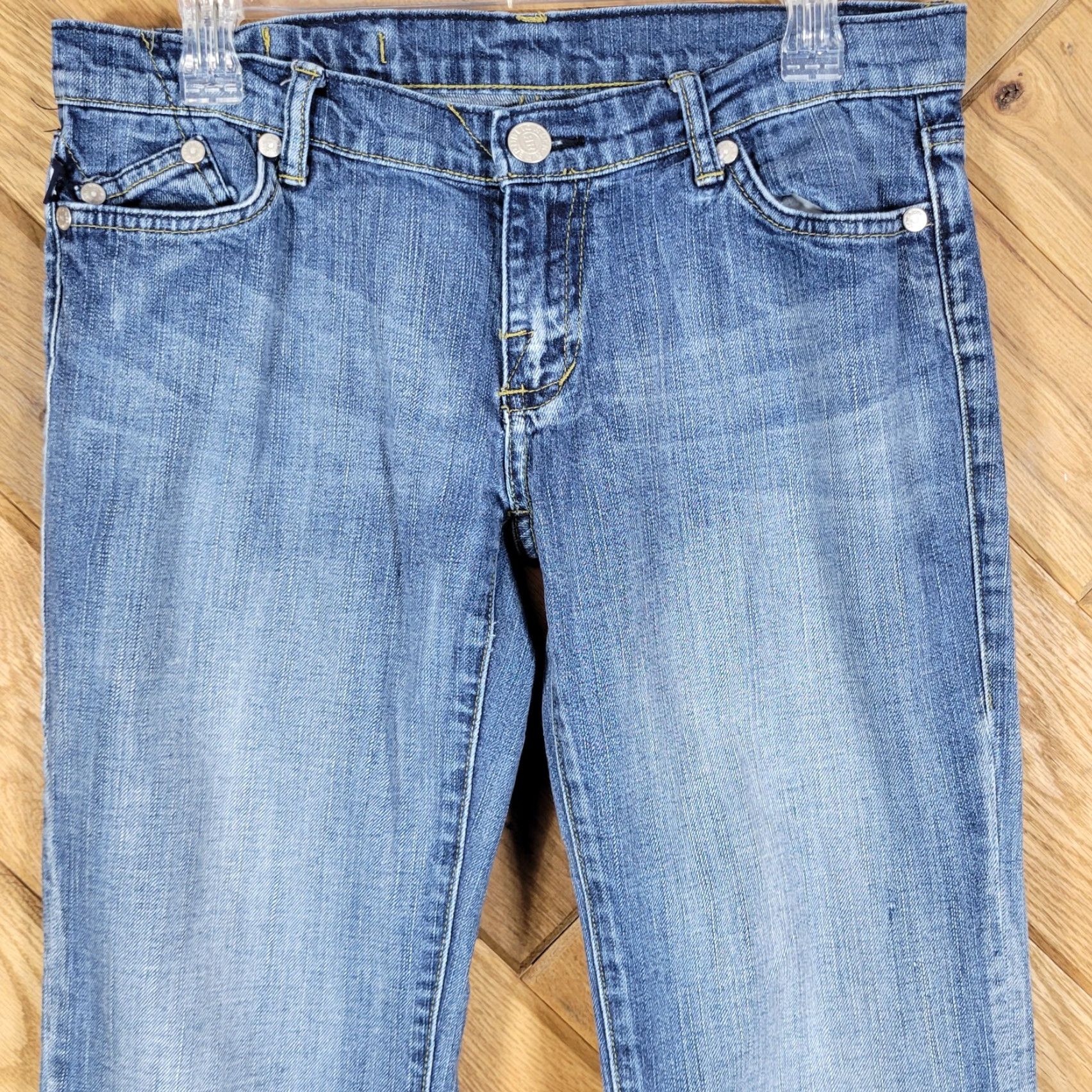 Vintage Rock & Republic Jeans Boots 5-Pocket Denim Blue Size 29 Womens Low Rise 7.5" Rise 31" Inseam Regular Size 29" - 2 Thumbnail