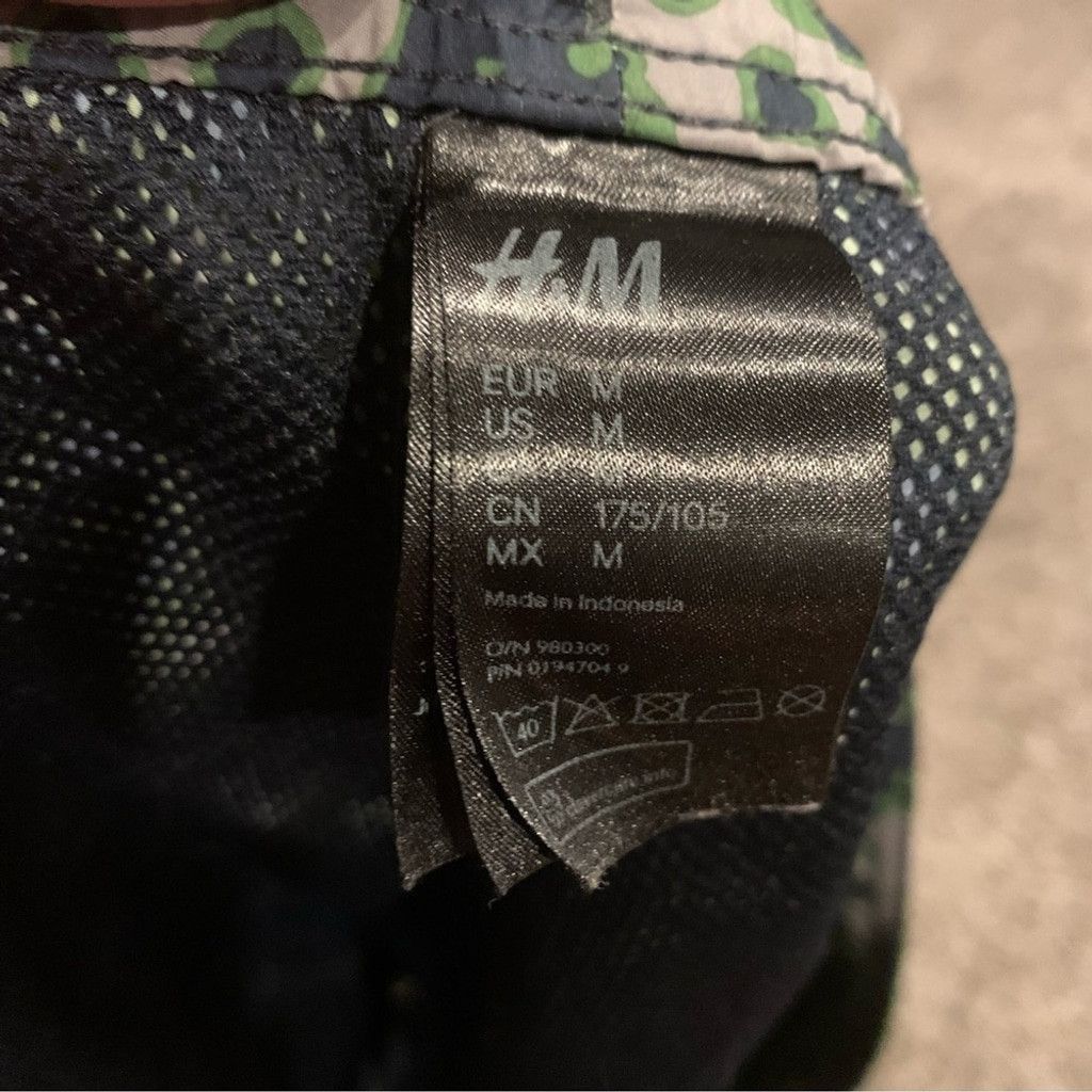 H&M Women’s H&M Running Shorts Size 28" / US 6 / IT 42 - 3 Thumbnail