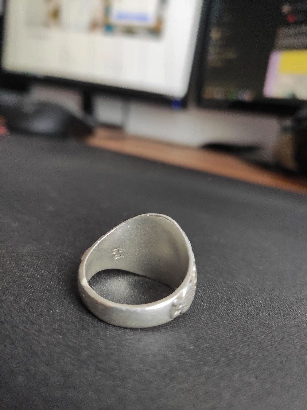 Sterling Silver US ARMY 16TH INFANTRY REGIMENT RING C.K. GROUSE ANTIQUE Size ONE SIZE - 5 Thumbnail