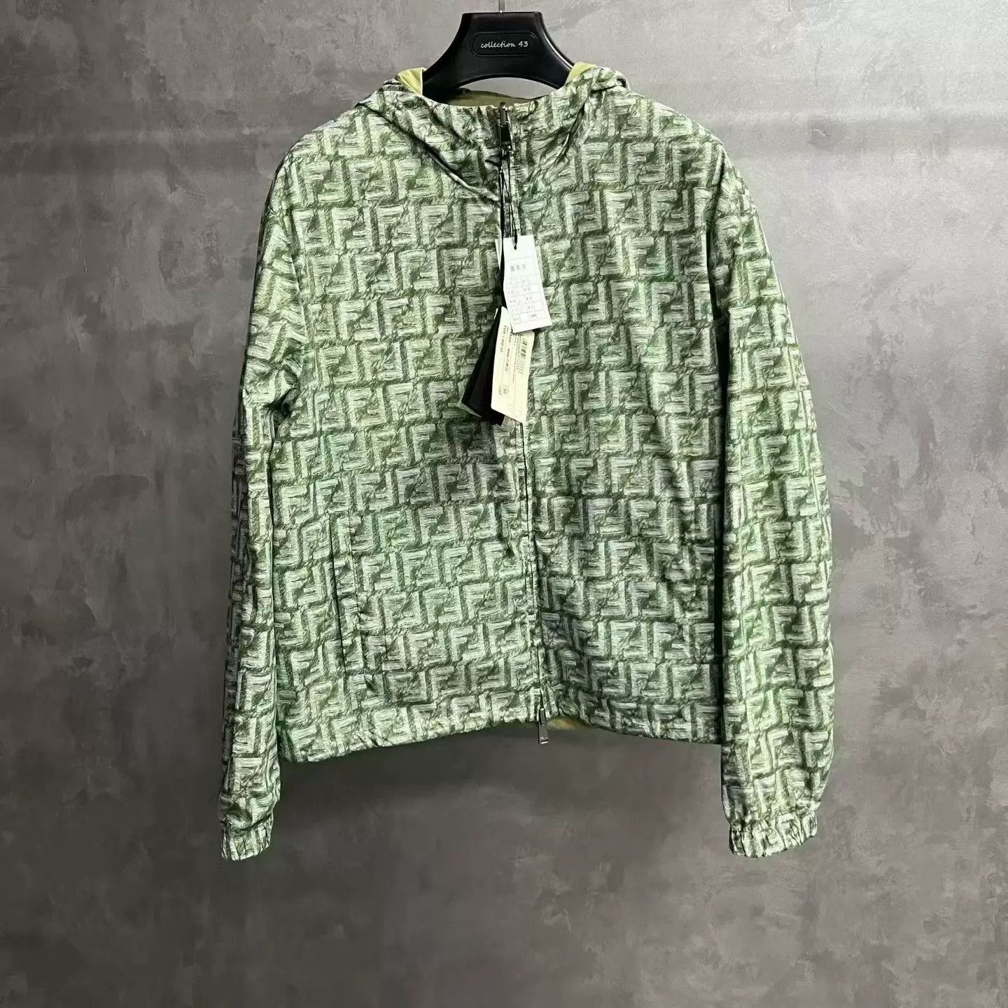 Fendi Fendi Green All-Over Print Reversible Hooded Jacket Size US S / EU 44-46 / 1 - 1 Thumbnail