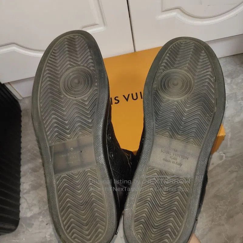 Louis Vuitton Louis Vuitton Rivoli High. Size US 9.5 / EU 42-43 - 2 Thumbnail