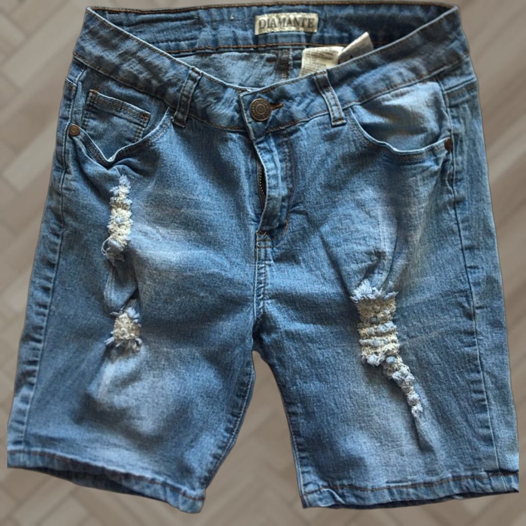 Vintage Diamante Jeans Shorts Bermuda Women’s Size 11 Distressed Blue /B7 Size 32" / US 10 / IT 46 - 1 Thumbnail