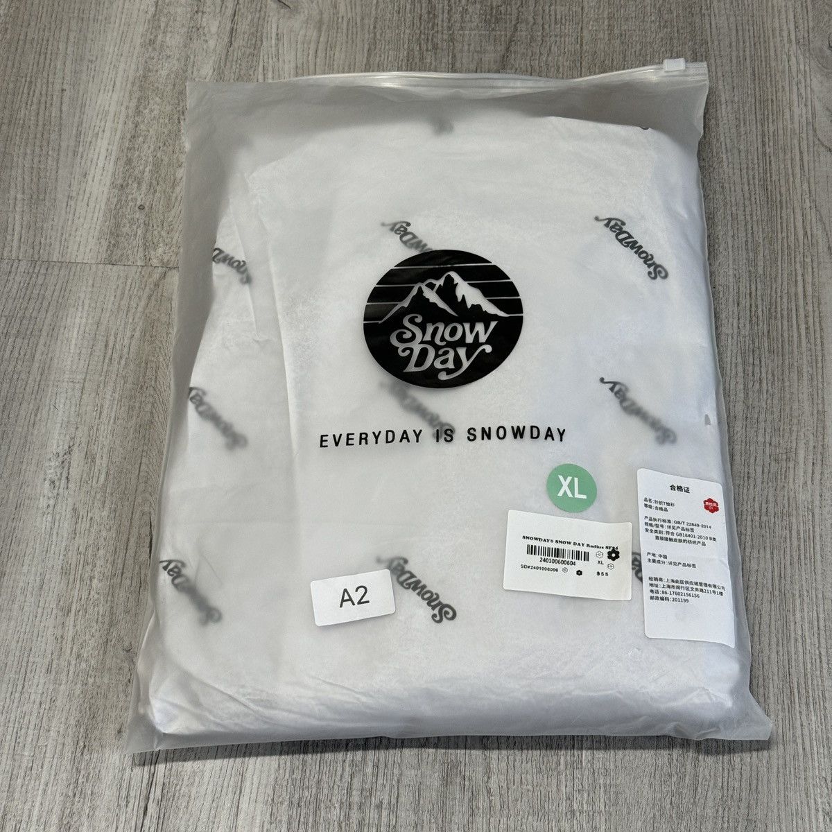 Other SnowDay World Tour Oversized t-shirt Size US XL / EU 56 / 4 - 8 Thumbnail