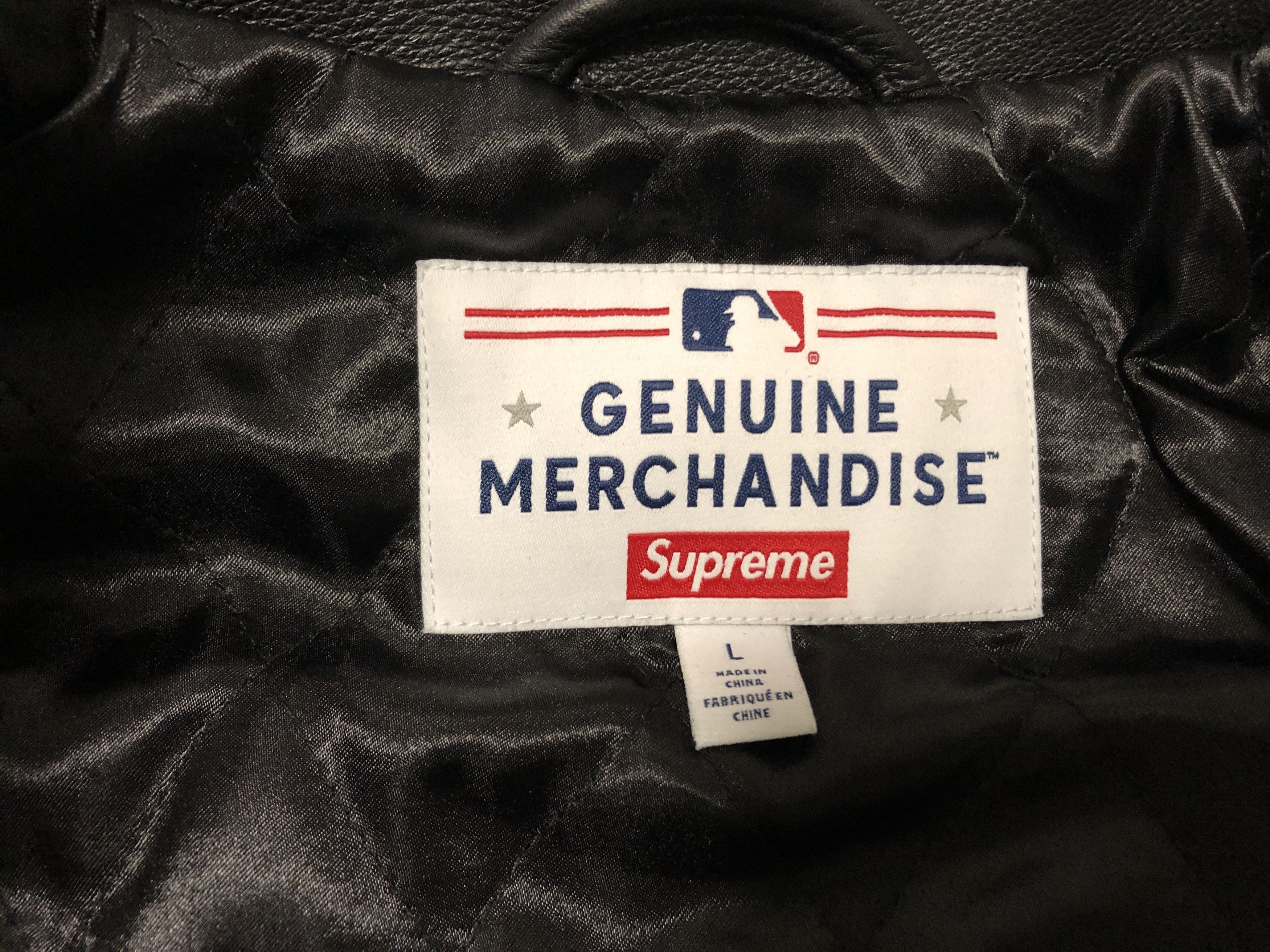MLB × Supreme Supreme®/Chicago White Sox™ Leather Varsity Jacket Size US L / EU 52-54 / 3 - 4 Thumbnail