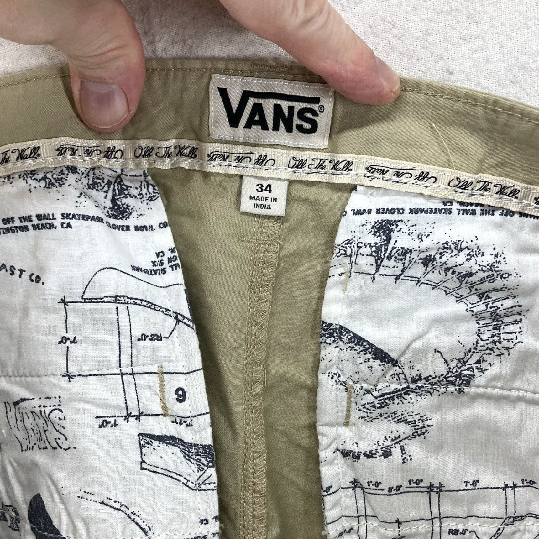 Vans VANS Men's Khaki Chino Pants Casual Everyday Skateboarding 34x34 Beige Solid Logo Button Flat Front Mid Rise Regular Straight Mens Pants Size US 34 / EU 50 - 3 Thumbnail