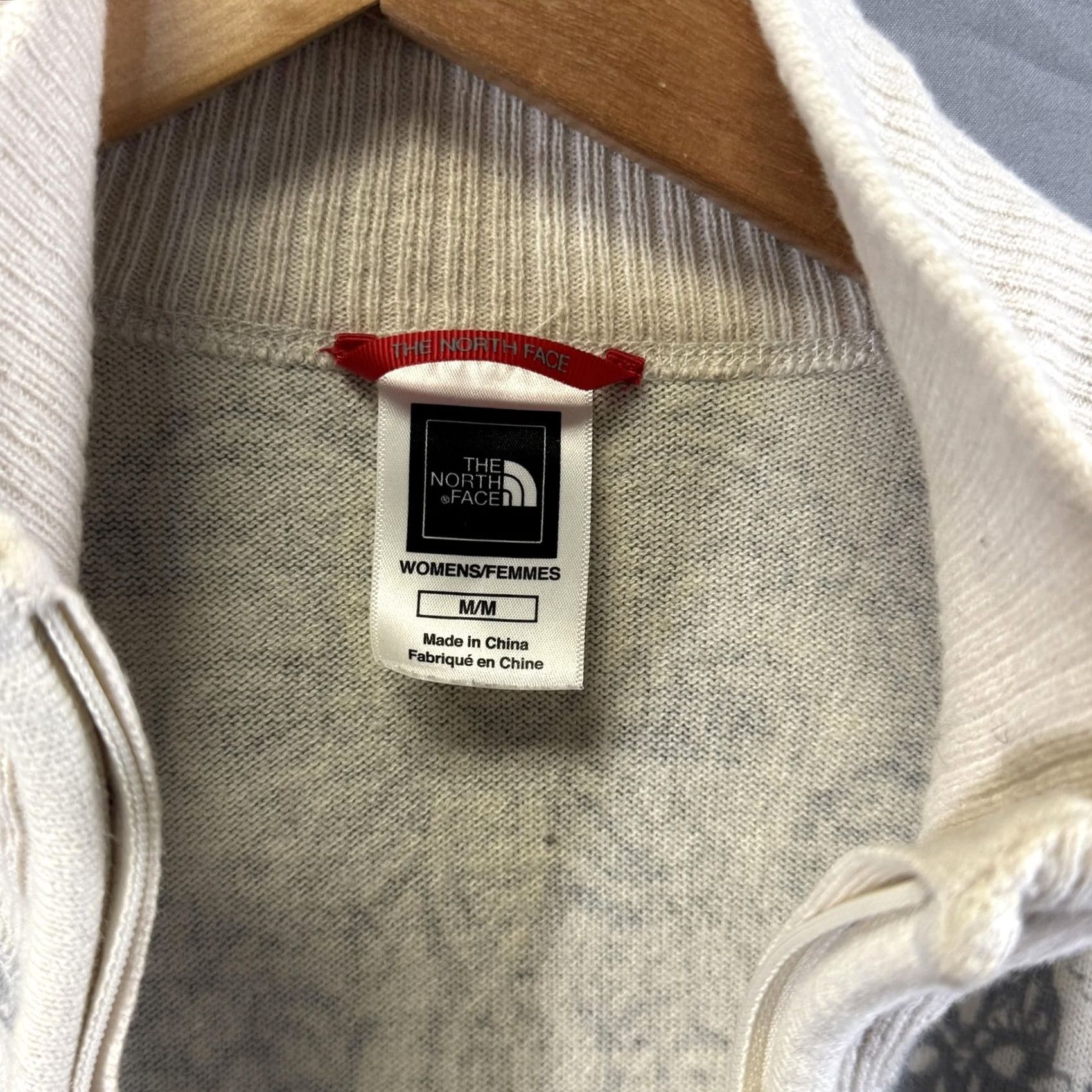 The North Face VINTAGE The North Face Sweater Womens M Full Zip Paisley Pattern Wool Cotton Nylon White Gray Size M / US 6-8 / IT 42-44 - 5 Thumbnail