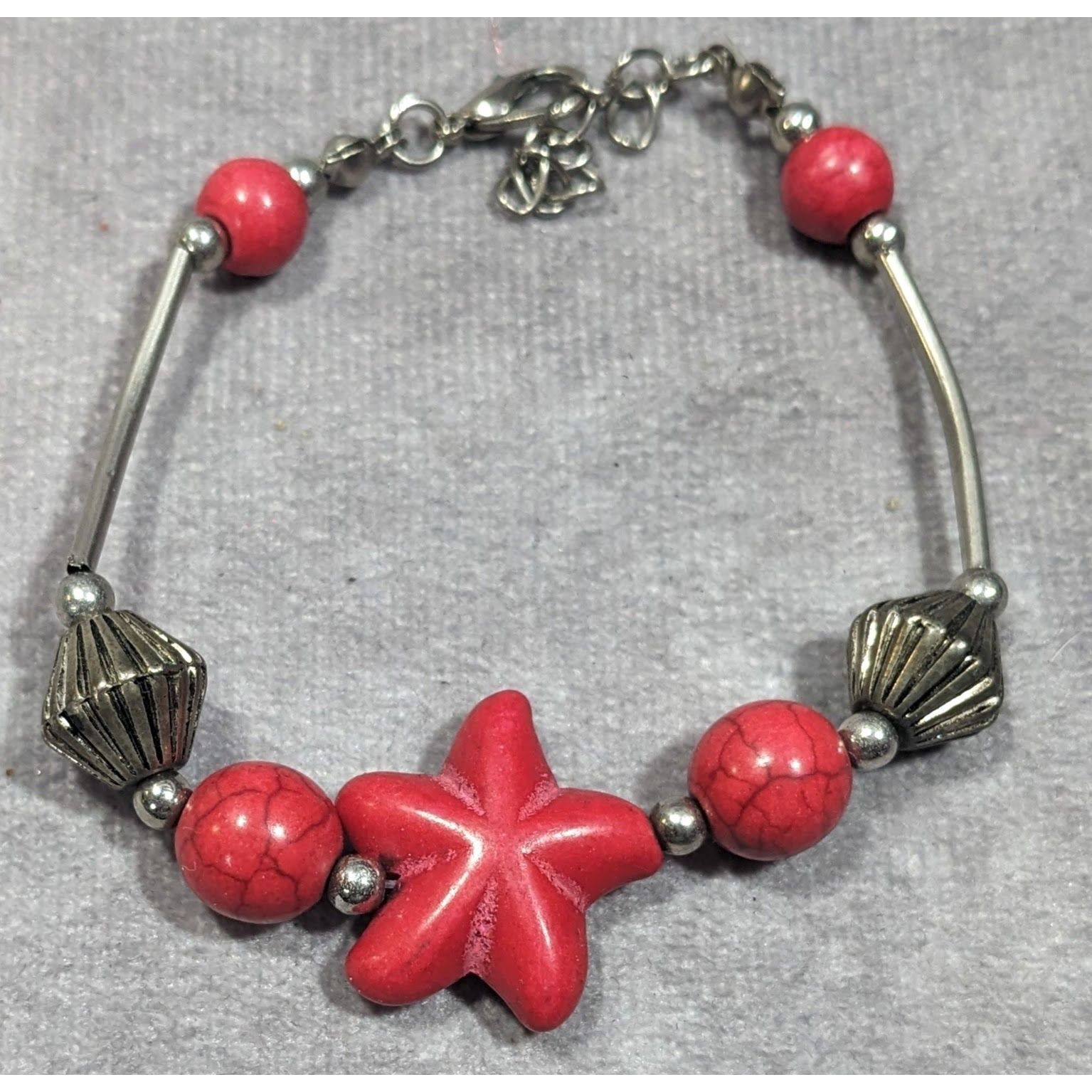 Other Mermaidcore Red And Silver Tone Dyed Howlite Beaded Bracelet Size ONE SIZE - 4 Thumbnail