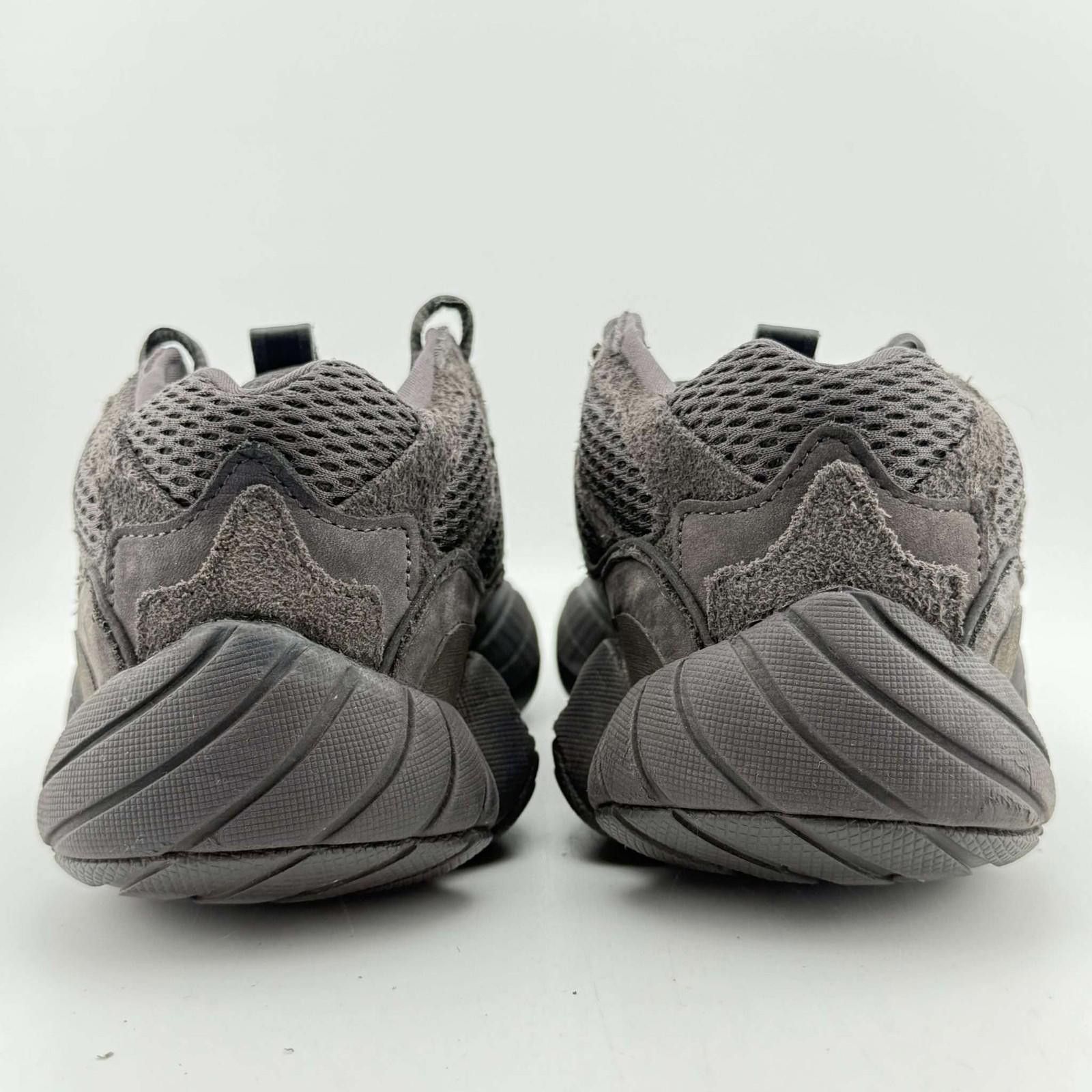 Adidas Yeezy 500 Utility Black 6 Used No Box Size US 6 / EU 39 - 5 Thumbnail