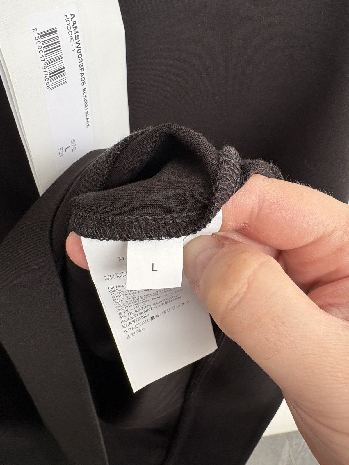 1017 ALYX 9SM 1017 ALYX 9SM viscose hoodie with metal logo buckle Size US L / EU 52-54 / 3 - 8 Thumbnail