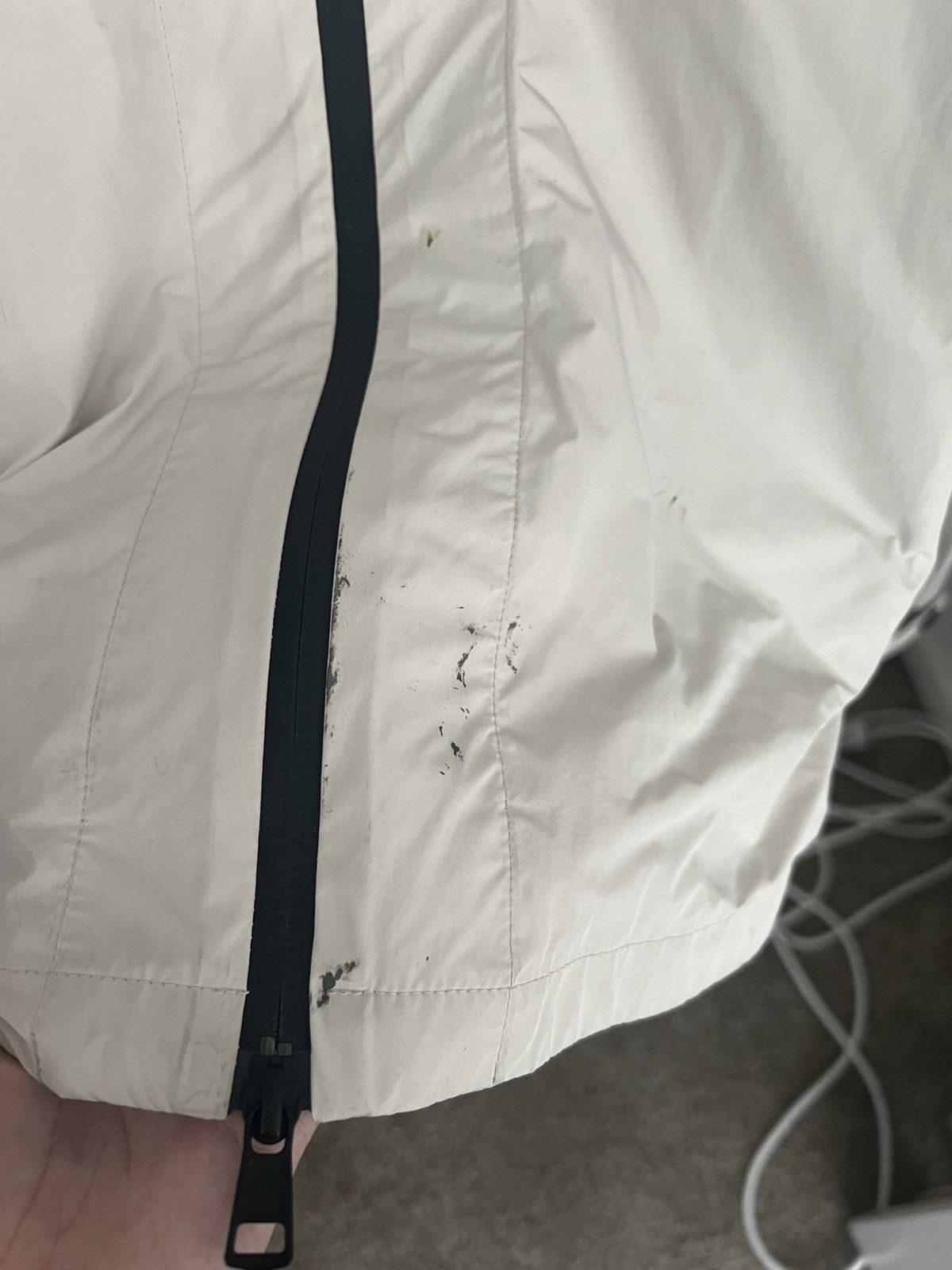 Moncler Moncler Giubbotto Charles Ivory Jacket Size US XL / EU 56 / 4 - 10 Thumbnail