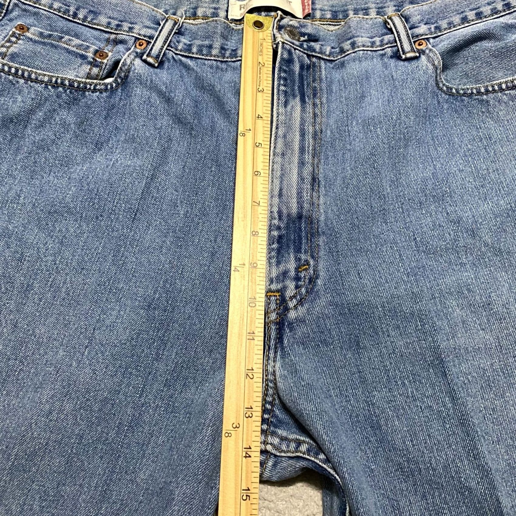 Levi's Levi's 550 Jeans Mens 42x30 Blue Denim Straight Relaxed Fit 5-Pocket Cotton Denim Jeans Blue Mens 550 90s Retro Style (if applicable) Size US 42 / EU 58 - 7 Thumbnail