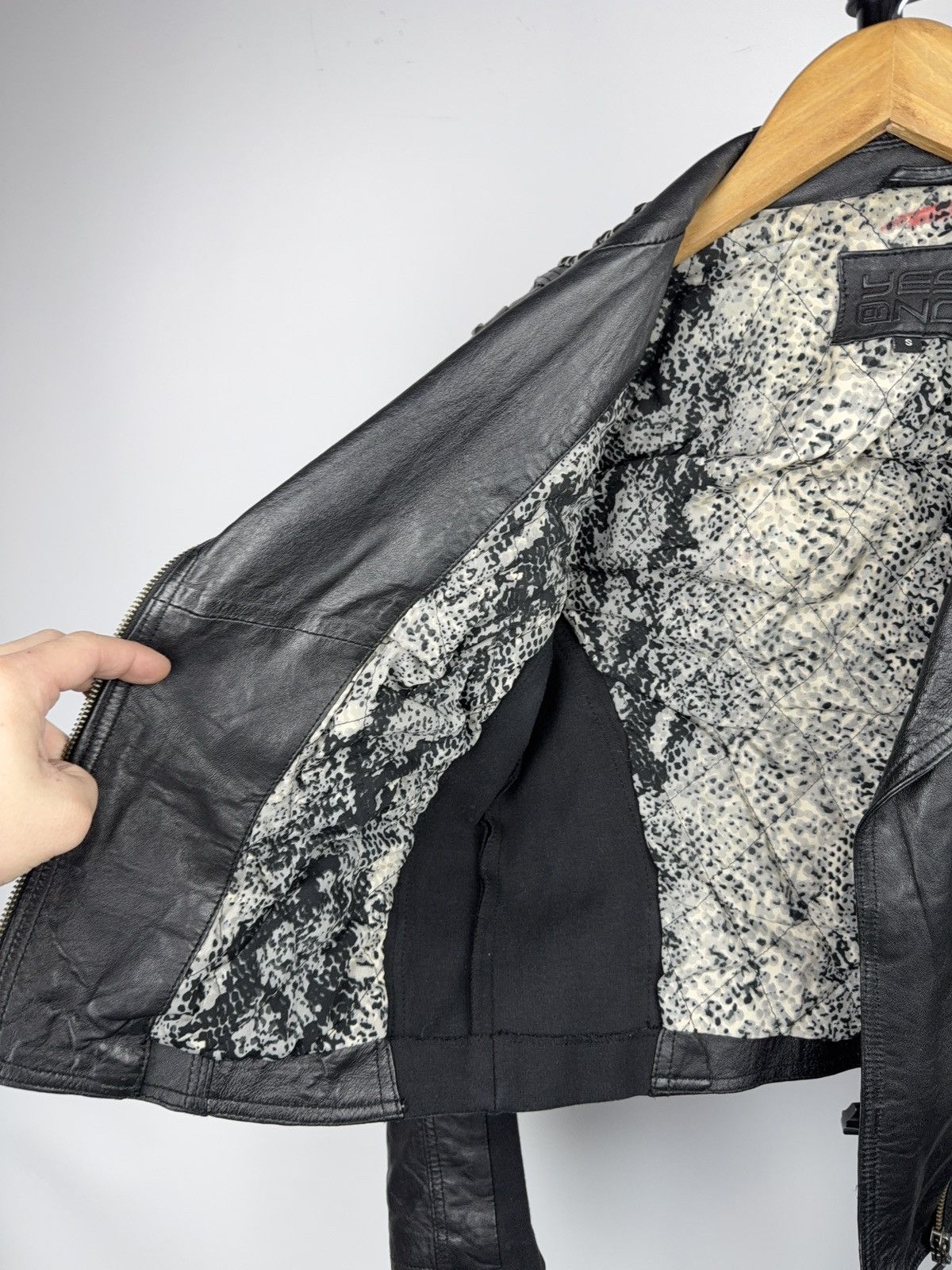 Genuine Leather Vintage Punk Rock Avant Garde Gothic Bomber Leather Jacket Size S / US 4 / IT 40 - 11 Thumbnail