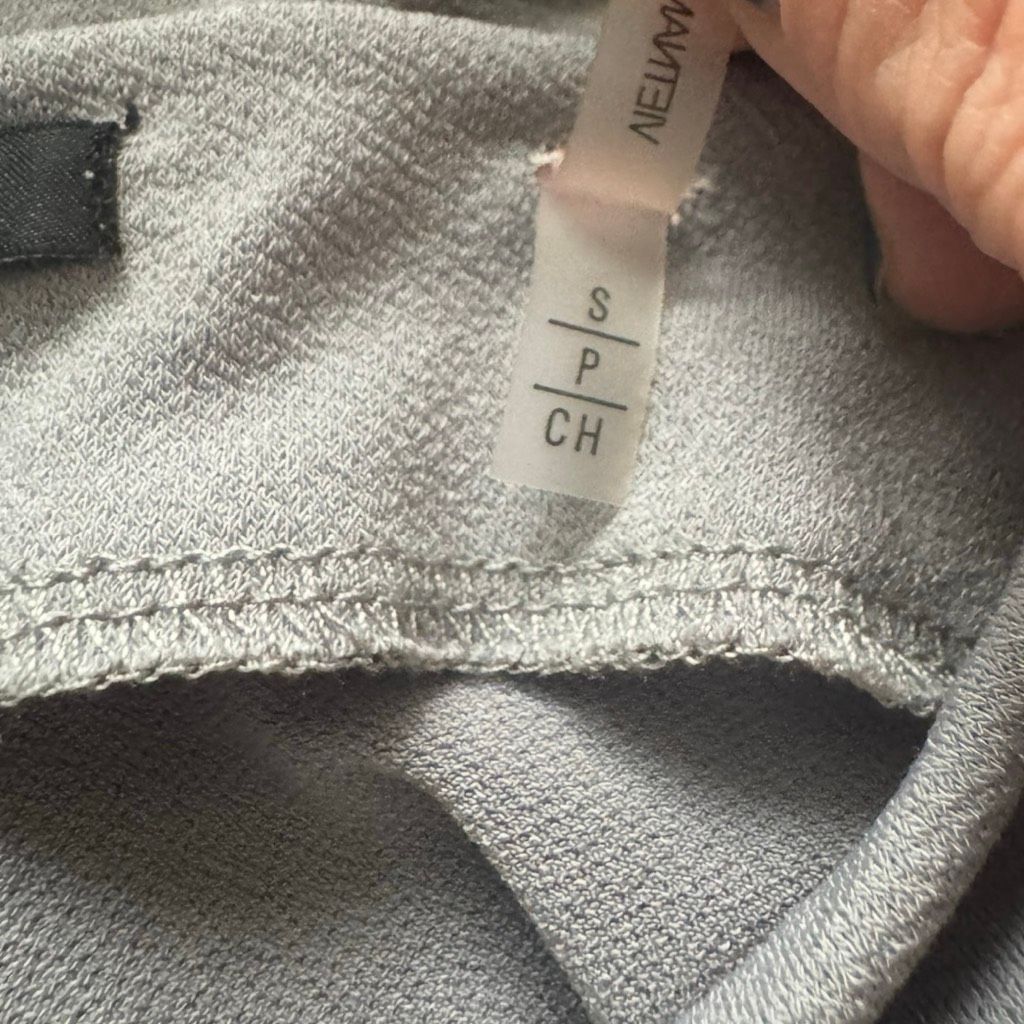 Elie Tahari Tahari Gray Sleeveless Mock Neck Top Size S Size S / US 4 / IT 40 - 6 Thumbnail