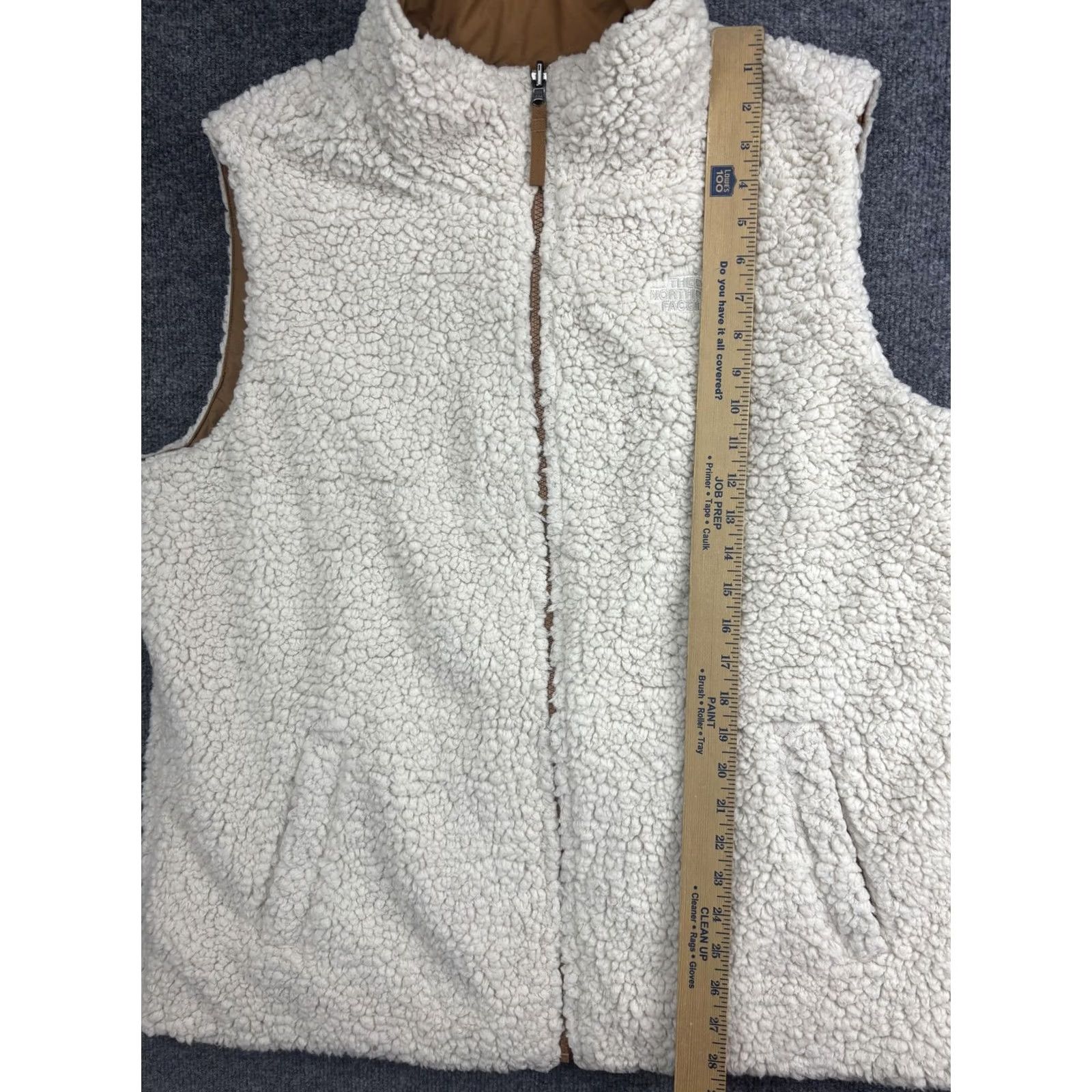 The North Face The North Face Vest Womens XL White Sherpa Fleece Reversible Puffer Zip Pockets Size XL / US 12-14 / IT 48-50 - 4 Thumbnail