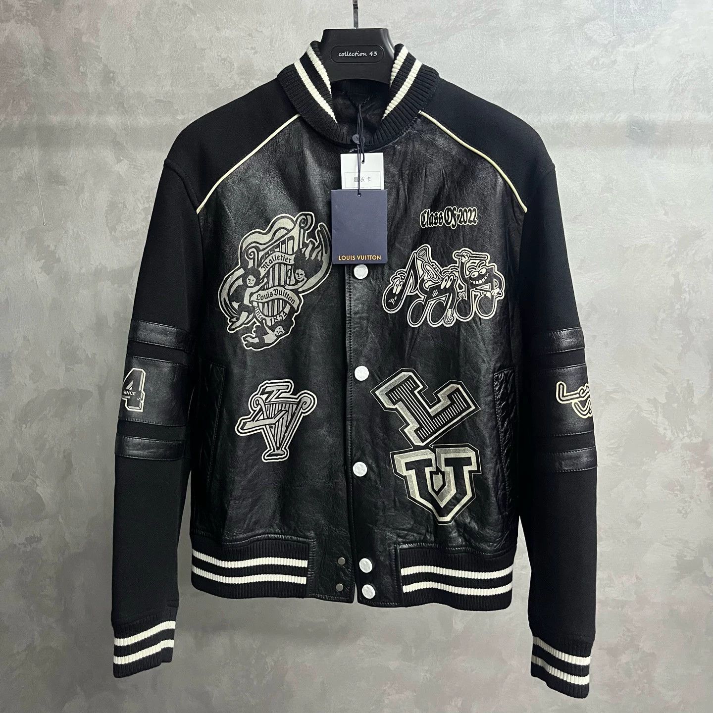 Louis Vuitton Louis Vuitton Black Designer Casual Size XXL / US 16-18 / IT 52-54 - 1 Thumbnail