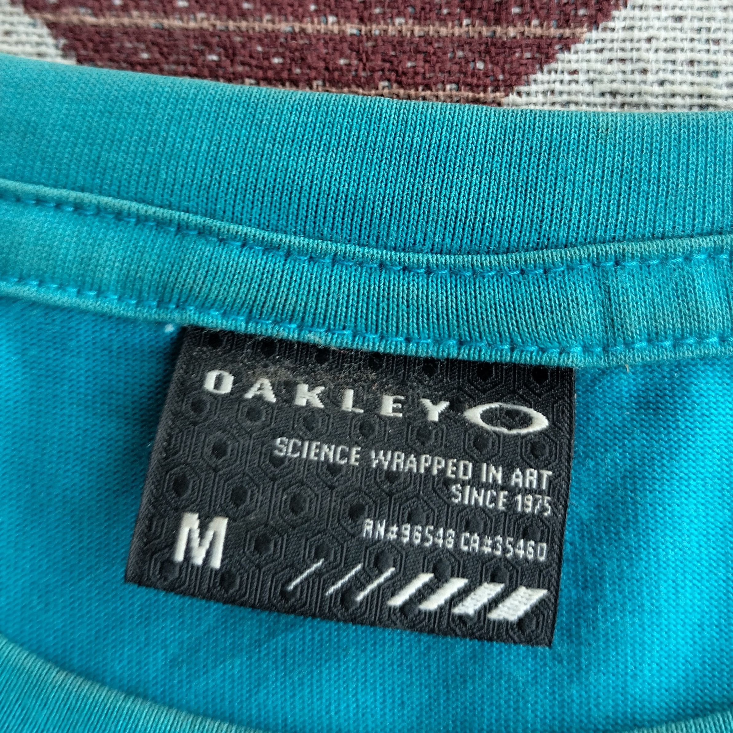 Oakley SS16 okley small logo center california tee Size US M / EU 48-50 / 2 - 4 Thumbnail