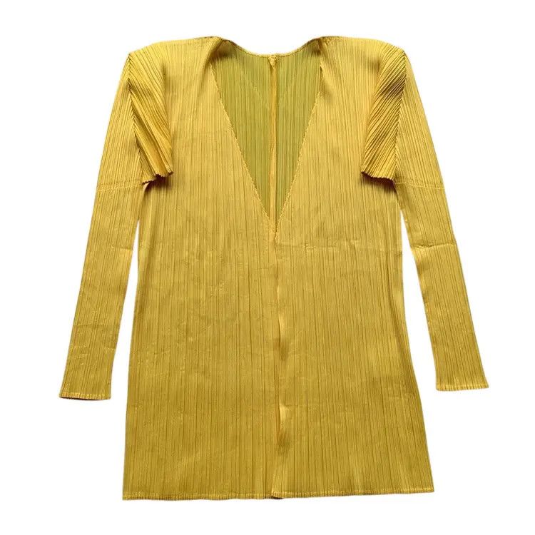 Pleats Please Issey Miyake Pleats Please Issey Miyake Size M / US 6-8 / IT 42-44 - 1 Thumbnail