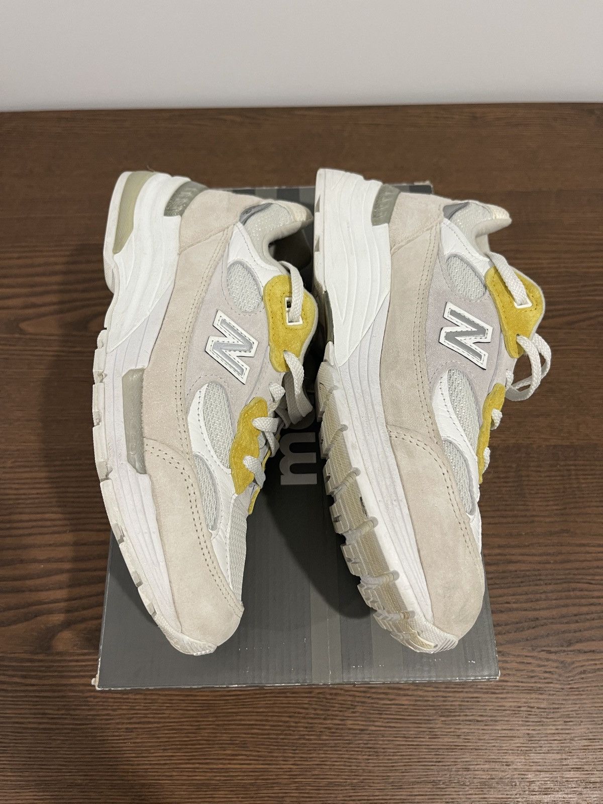 New Balance New Balance x Paperboy Paris 992 - Fried Egg Size US 7 / EU 40 - 2 Thumbnail