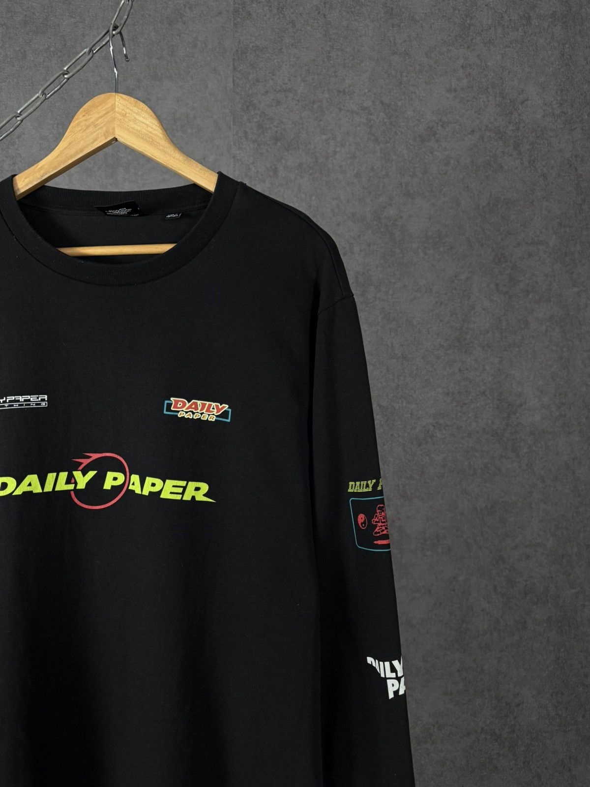 Daily Paper Daily Paper designer streetwear Y2K overprinted longsleeve Size US XL / EU 56 / 4 - 2 Thumbnail