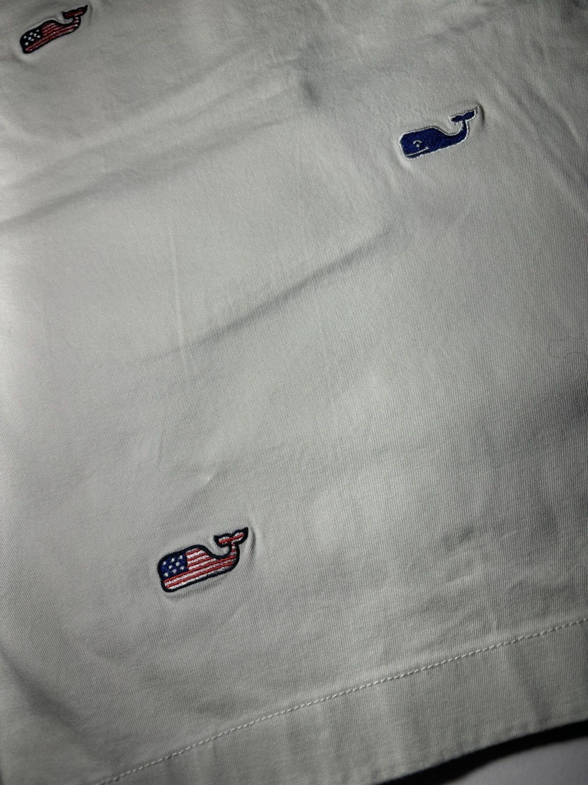 Vineyard Vines Men’s Vineyard Vines Shorts (36” waist) Size US 36 / EU 52 - 7 Thumbnail